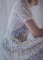 Vintage Lace Maxi Dress / 透膚蕾絲長裙
