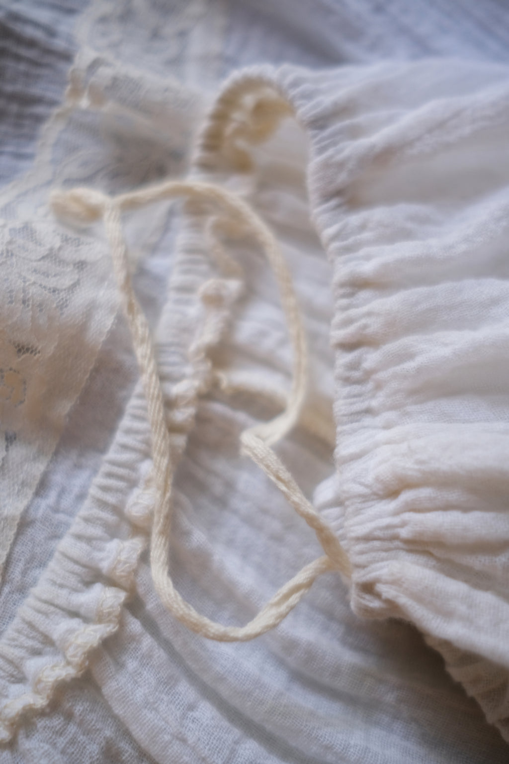 1970's Gauze Maxi Dress / 拼接緞帶透膚薄紗長裙