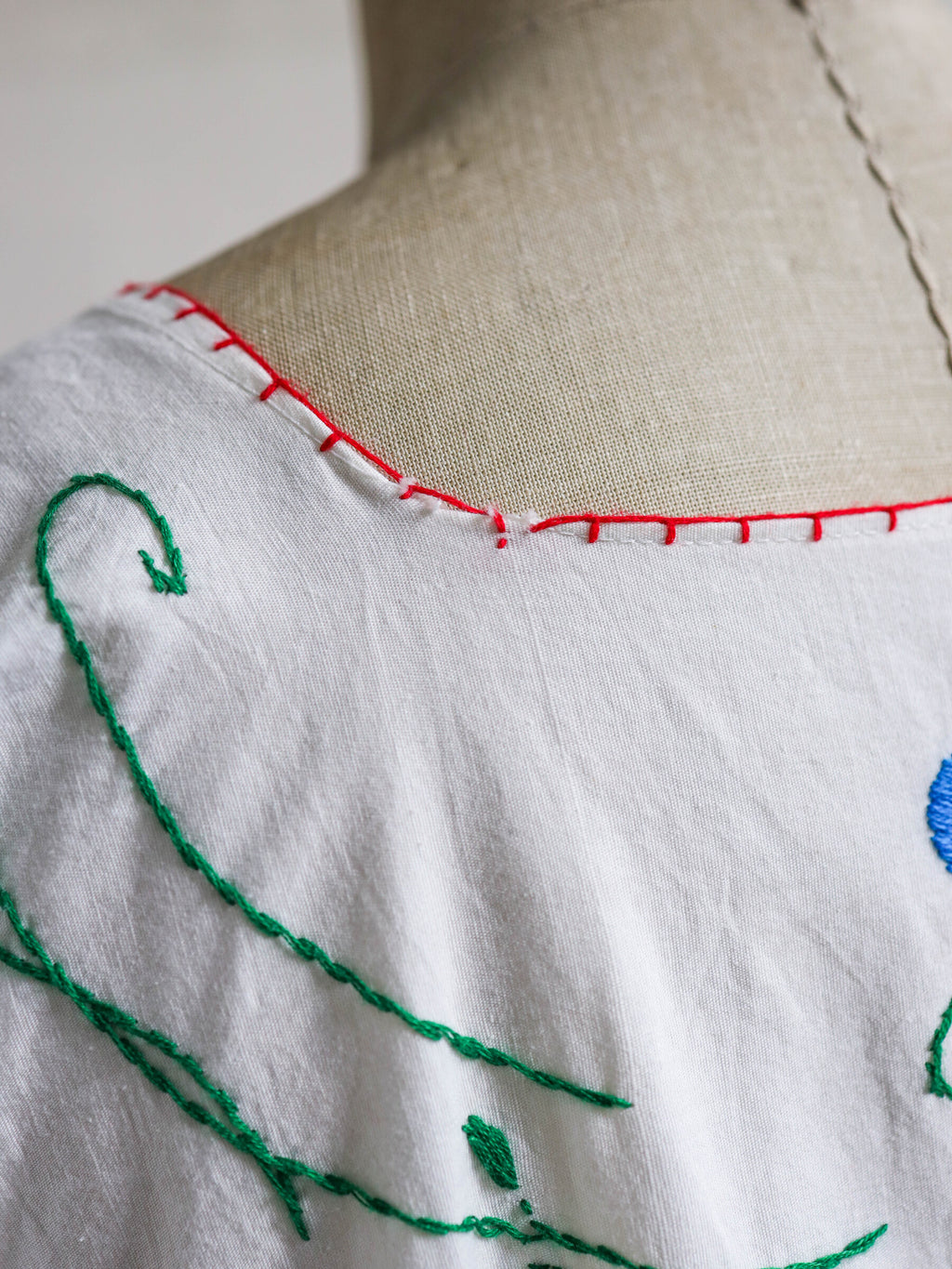 Mexican Pueblo Embroidered Folk Maxi Dress