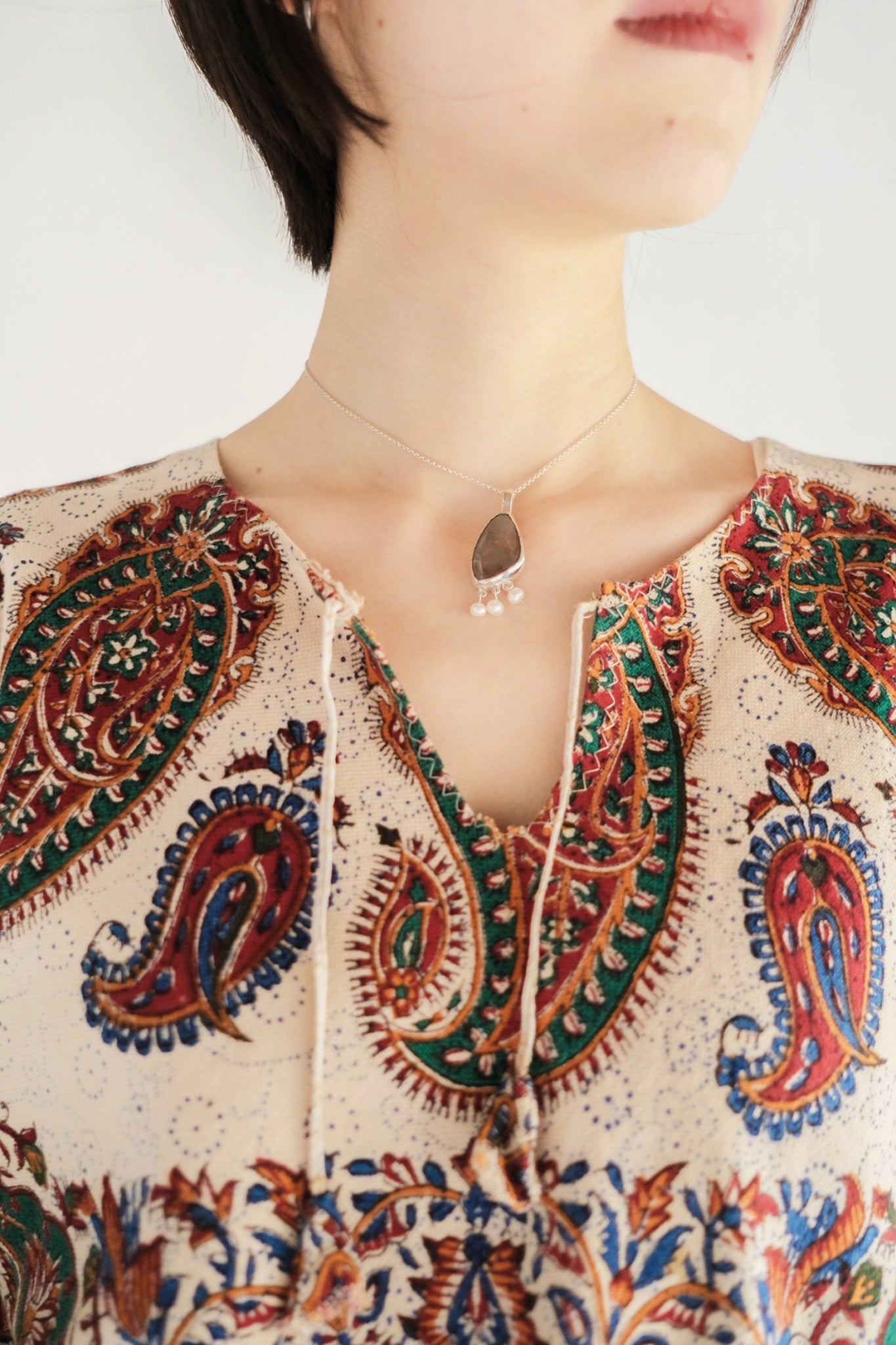 1960-70's Persian / Iranian Block Print Damask Pattern Folk Blouse   波斯手蓋印染織花圖騰民族罩衫