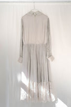1970's Pleated Sleeve Lace Dress / 迷霧細摺袖蕾絲薄洋裝