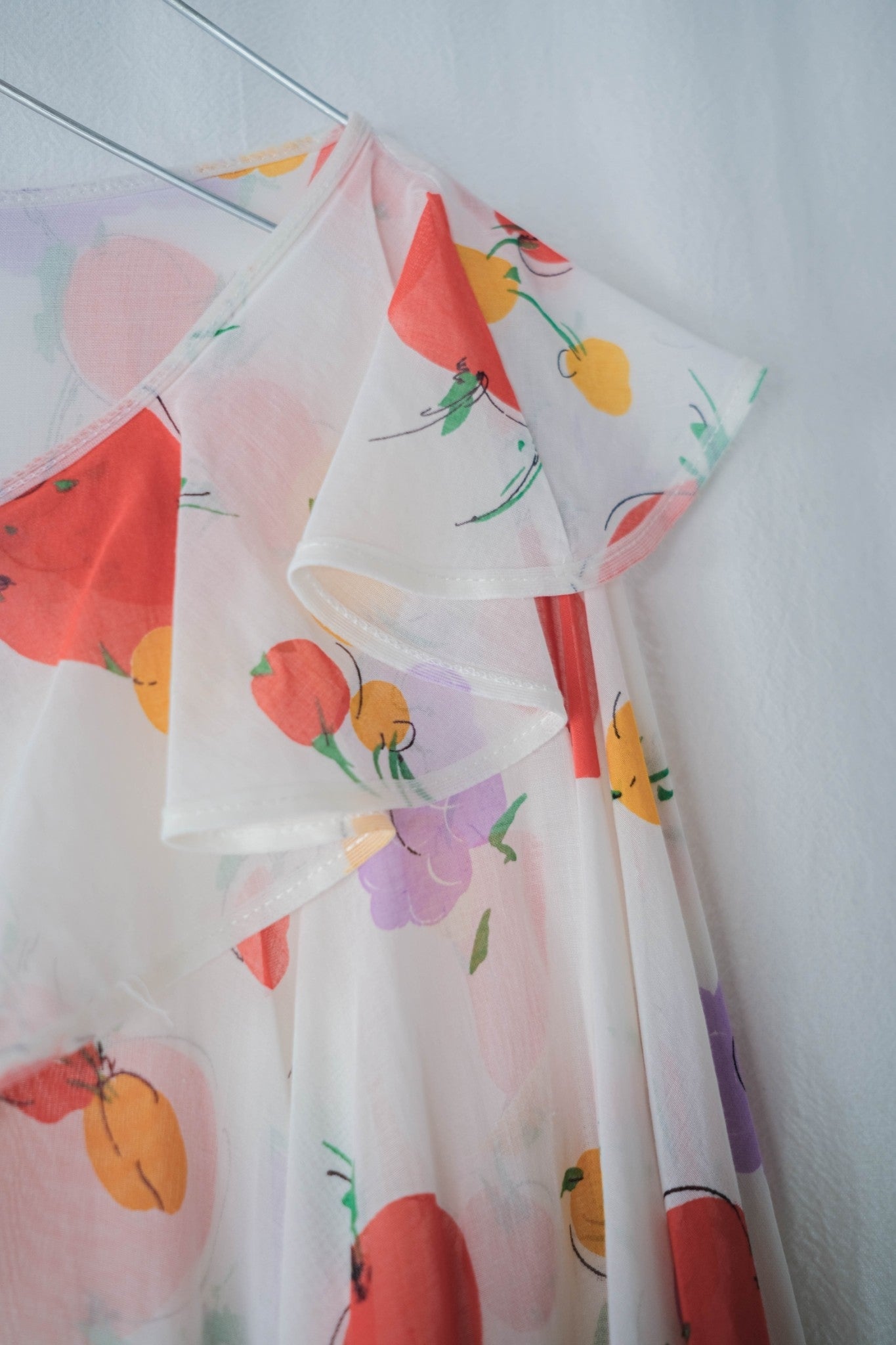 Vintage Butterfly Sleeves Sheer Dress / 蝴蝶袖蔬果透膚洋裝