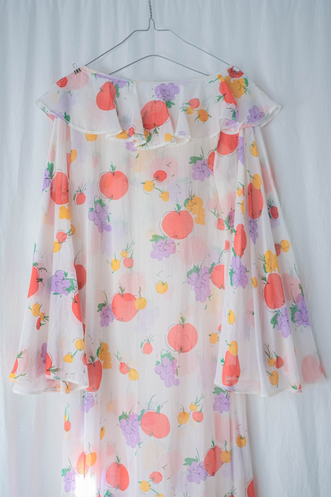 Vintage Butterfly Sleeves Sheer Dress / 蝴蝶袖蔬果透膚洋裝