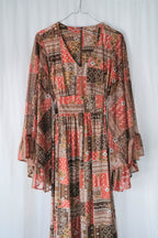 1970's Floral Flare Sleeve Maxi Dress