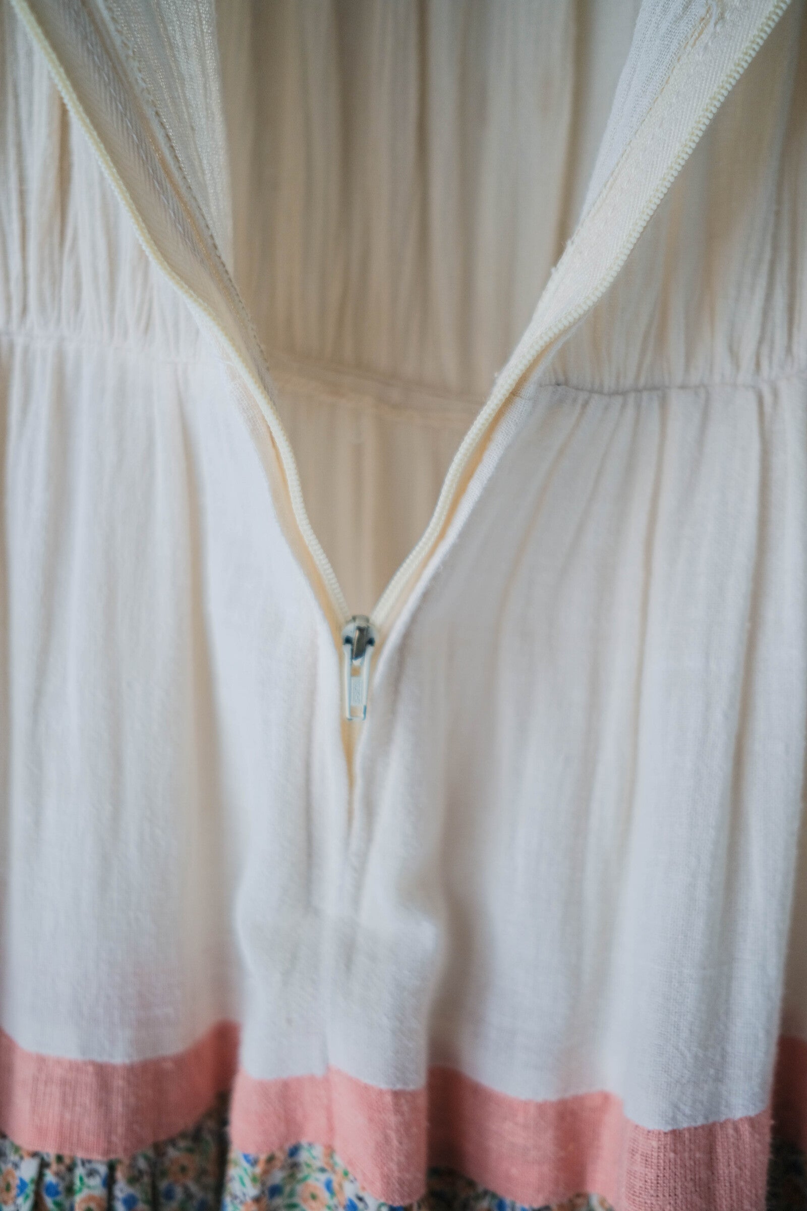 1970’s Tiered Cotton Gauze Belted Dress / 鄉村風棉紗拼接花布蛋糕長裙