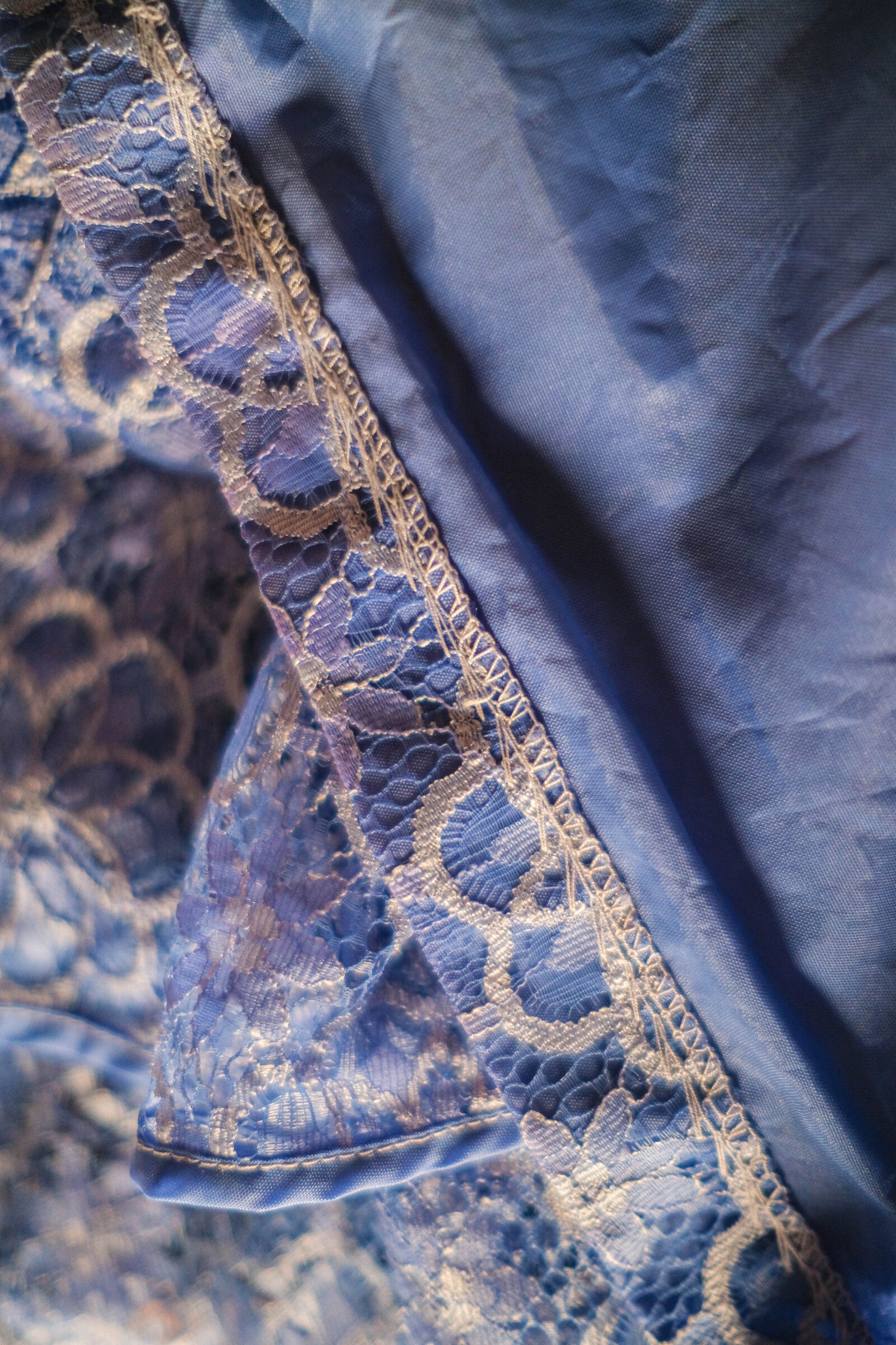 1970's Lace Flare Sleeve Dress / 藍花丹喇叭袖連衣裙