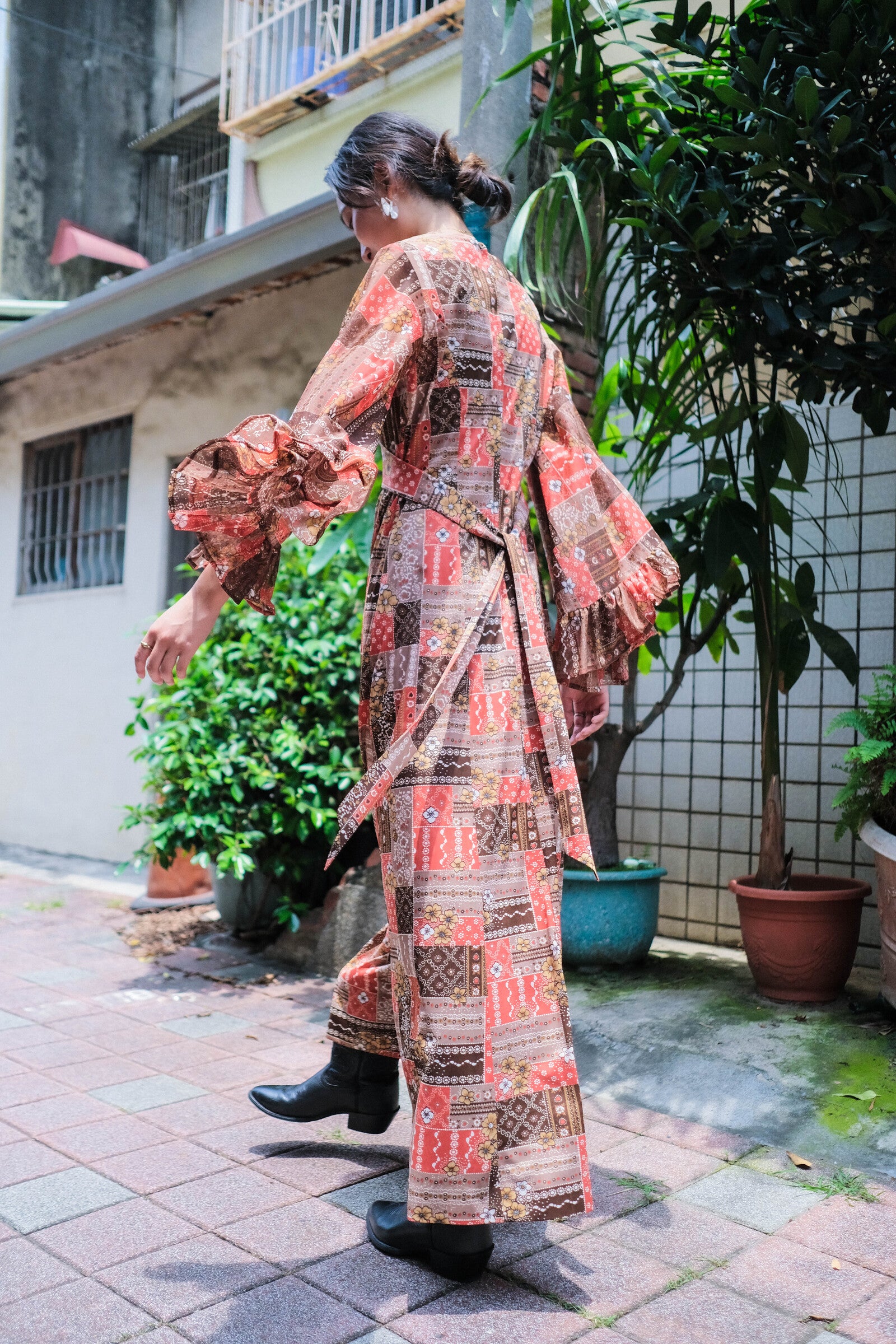 1970's Floral Flare Sleeve Maxi Dress