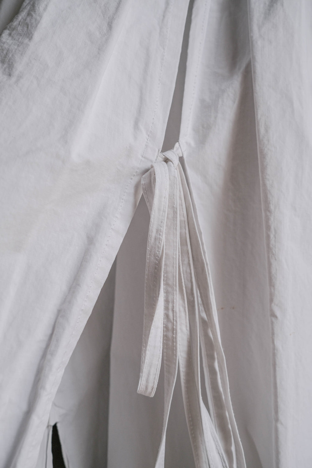 1910-1920’s Vintage European / France Open-Back Drawstring Dress Shirt  / 歐洲露背綁繩禮服襯衫