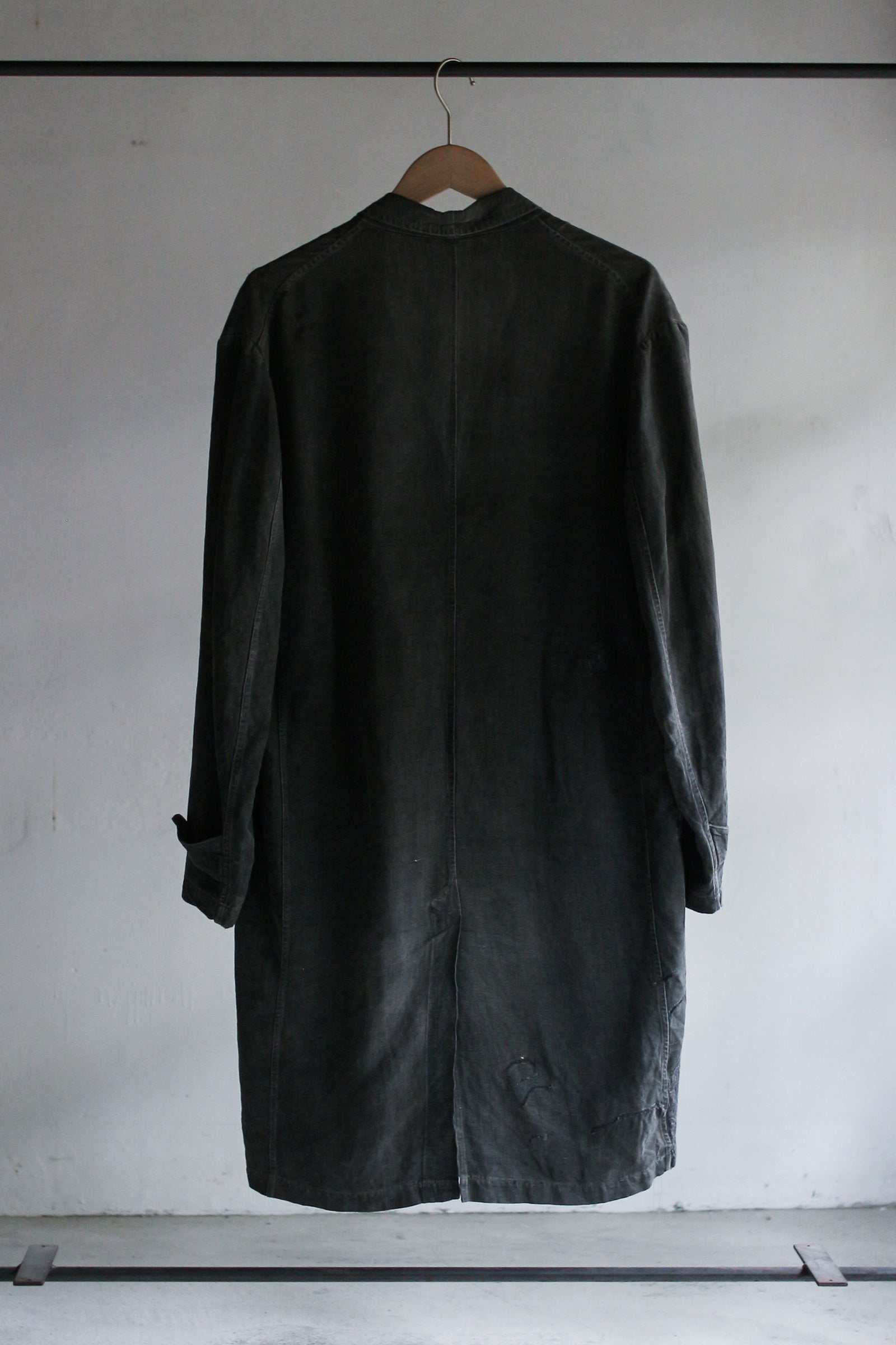 1930's "Le Trotting" French Black Dyed Maquignon Linen Coat / 法國墨黑染麻質馬商大衣