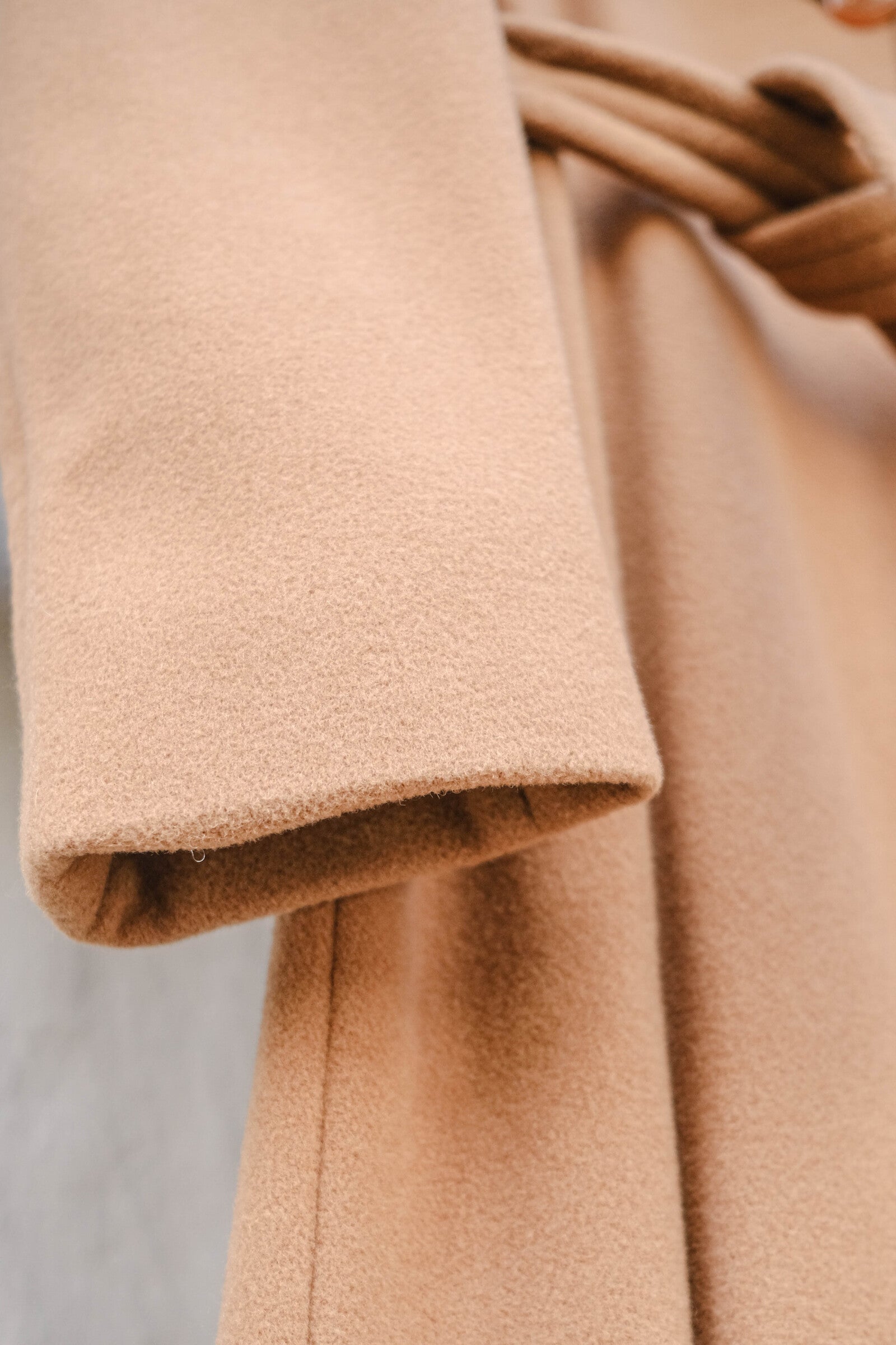 Max&amp;Co. Virgin Wool Coat / Max&amp;Co. Light Scented Wool Coat