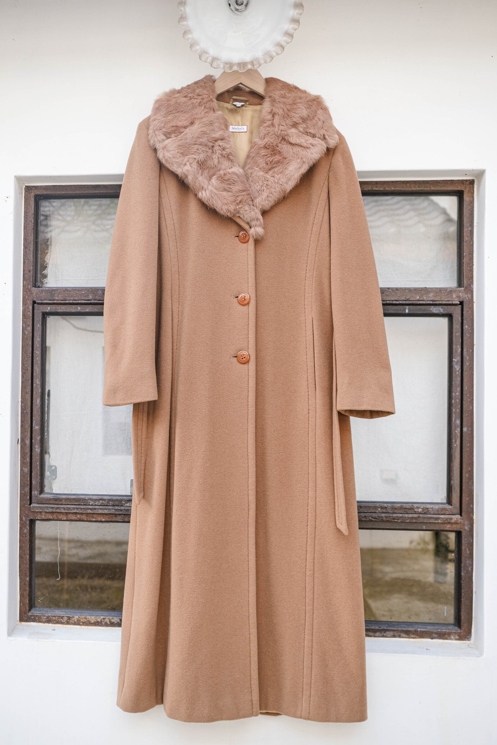 Max&amp;Co. Virgin Wool Coat / Max&amp;Co. Light Scented Wool Coat