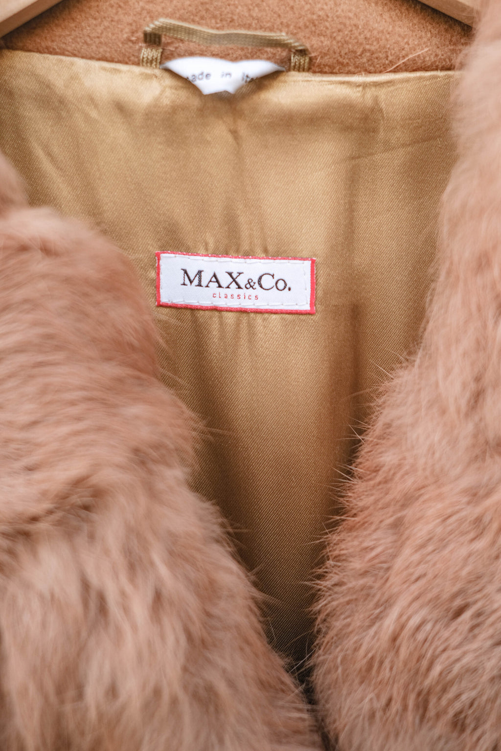 Max&amp;Co. Virgin Wool Coat / Max&amp;Co. Light Scented Wool Coat