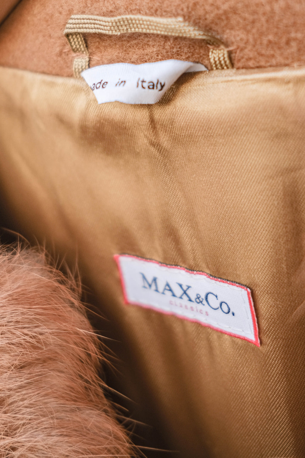 Max&amp;Co. Virgin Wool Coat / Max&amp;Co. Light Scented Wool Coat