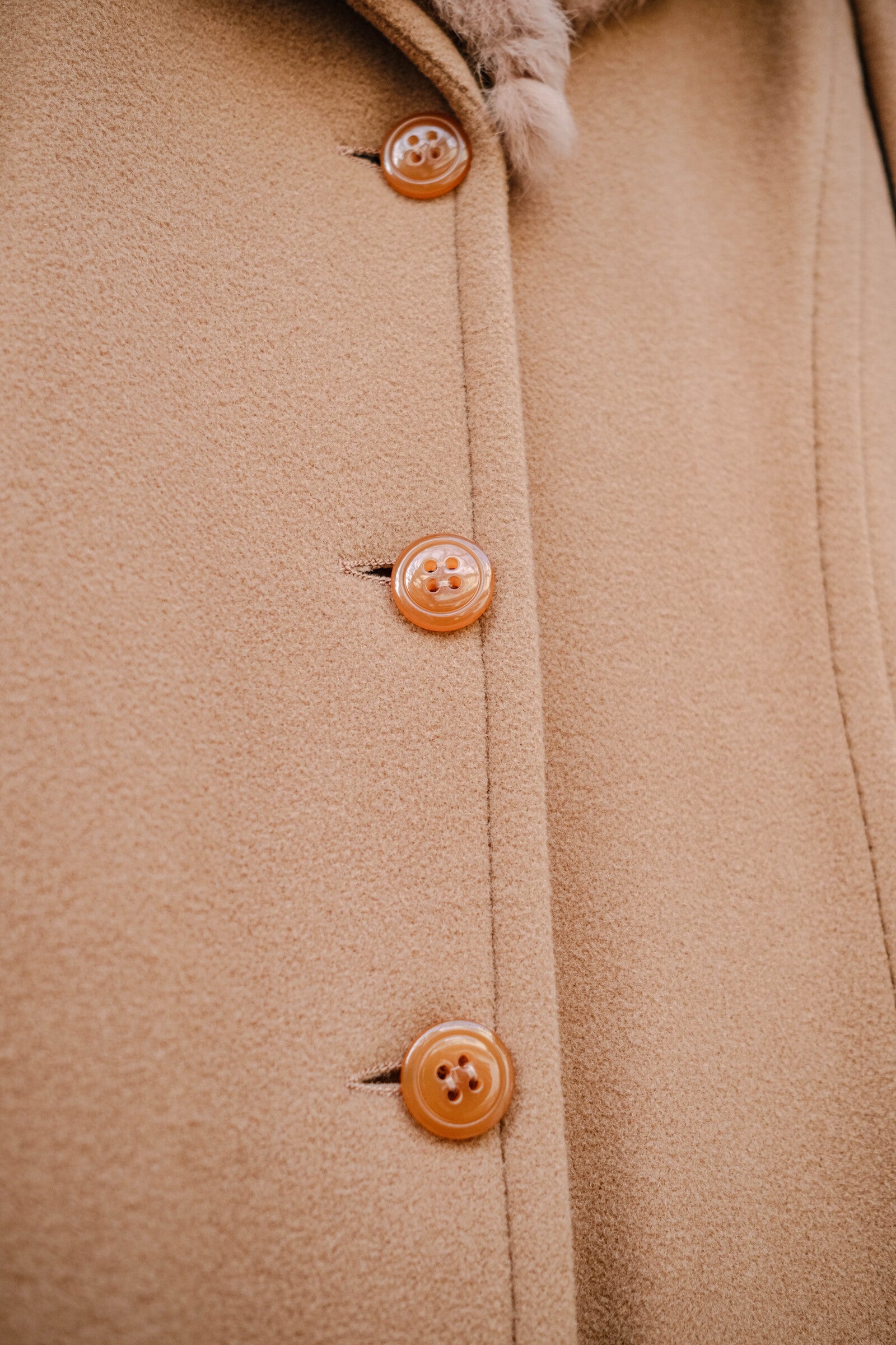 Max&amp;Co. Virgin Wool Coat / Max&amp;Co. Light Scented Wool Coat