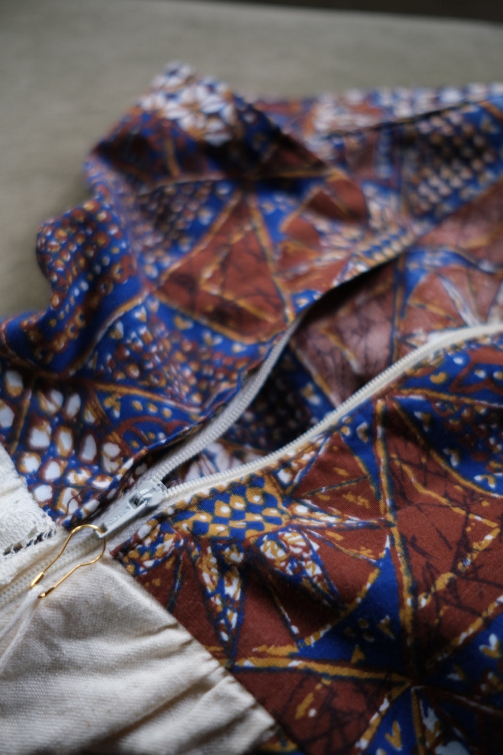 1980's Algo Halter Lace Dress / 繞脖蕾絲拼接感洋裝