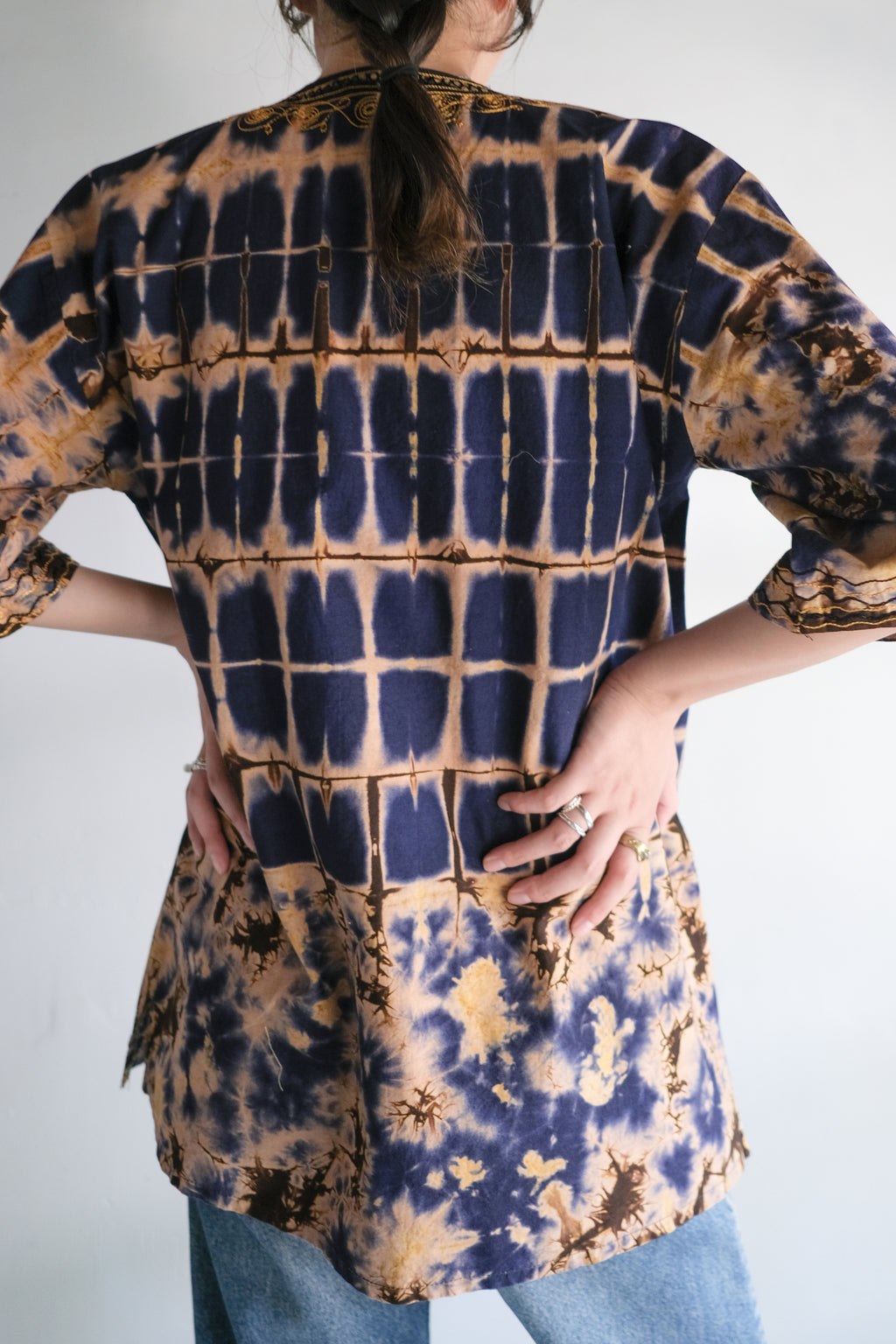 Vintage African Tie-Dyed Embroidered Shirt / 非洲紮染刺繡橙藍色民族衫