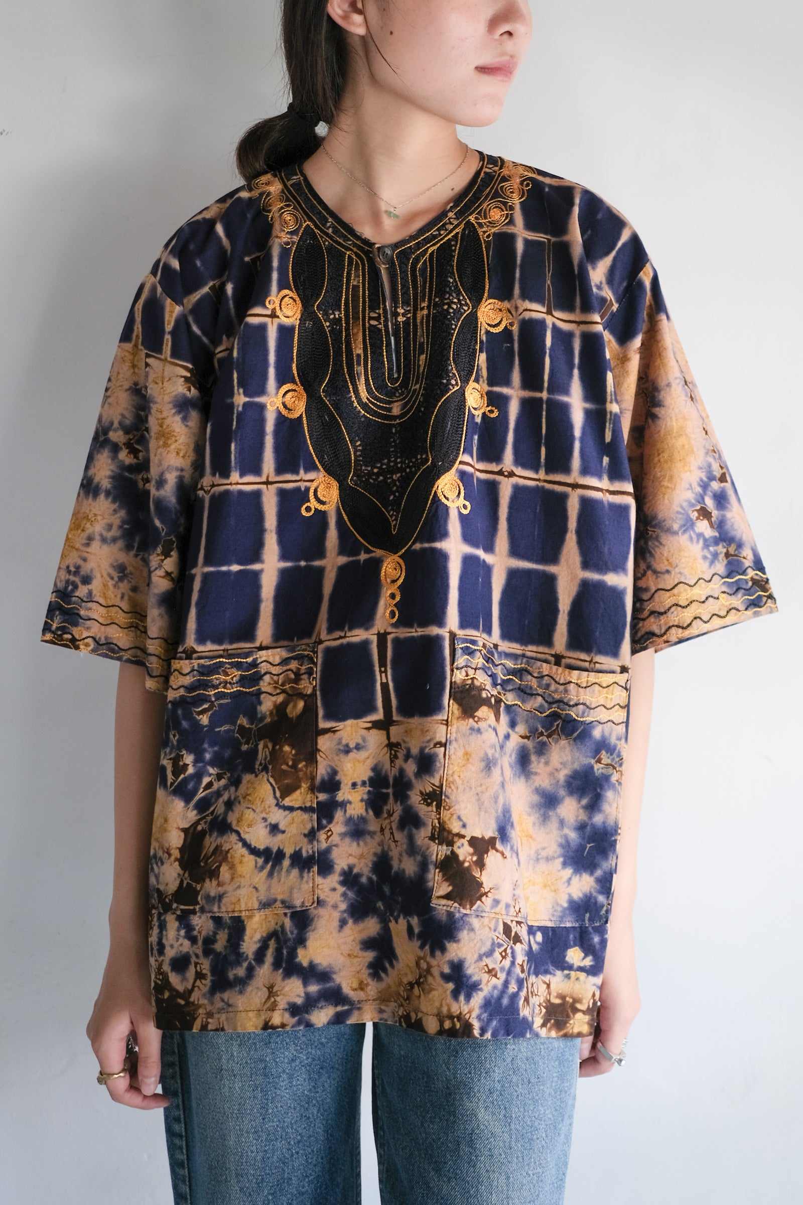 Vintage African Tie-Dyed Embroidered Shirt / 非洲紮染刺繡橙藍色民族衫