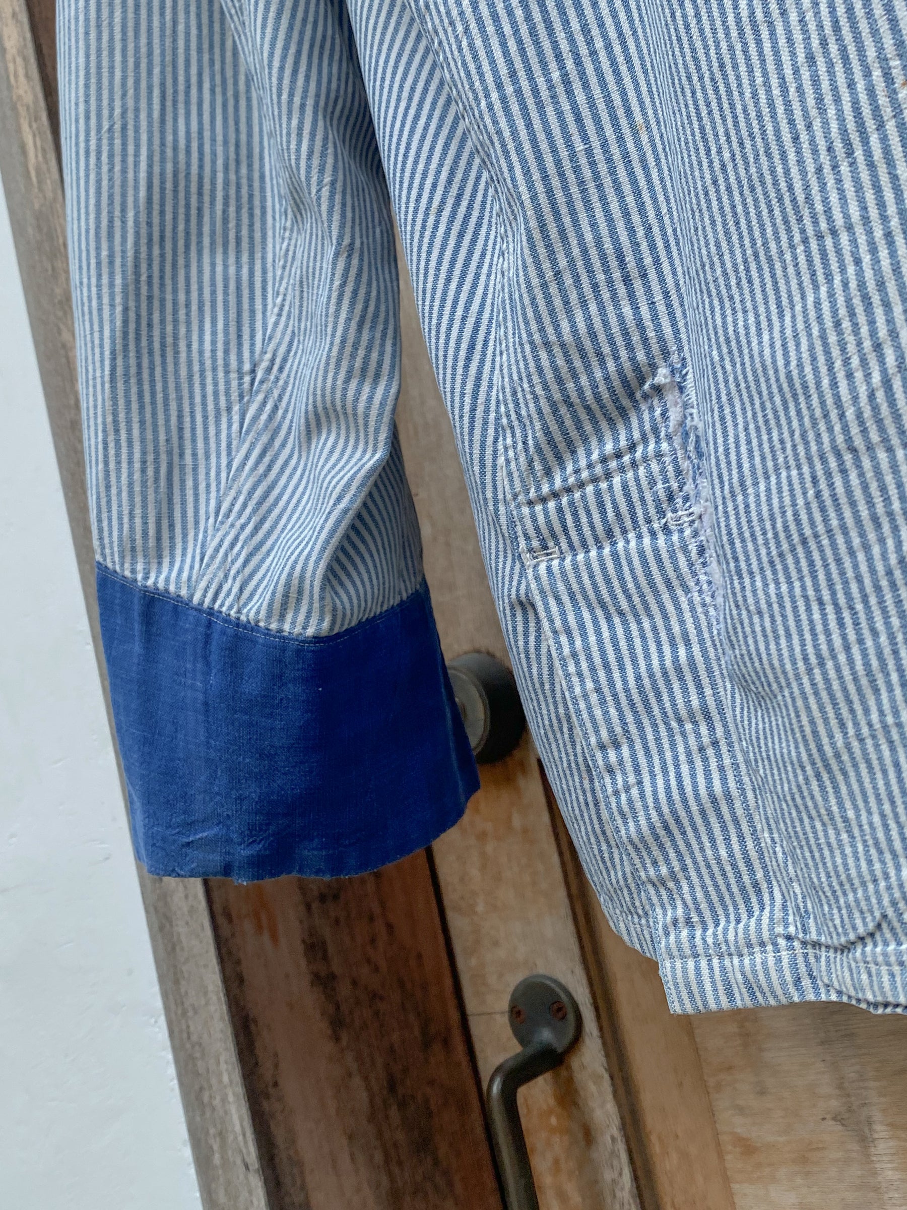 1940's British Two Tone Hickory Stripe Double Breasted Jacket / 1940's 英國雙色調山核桃條紋雙排扣外套