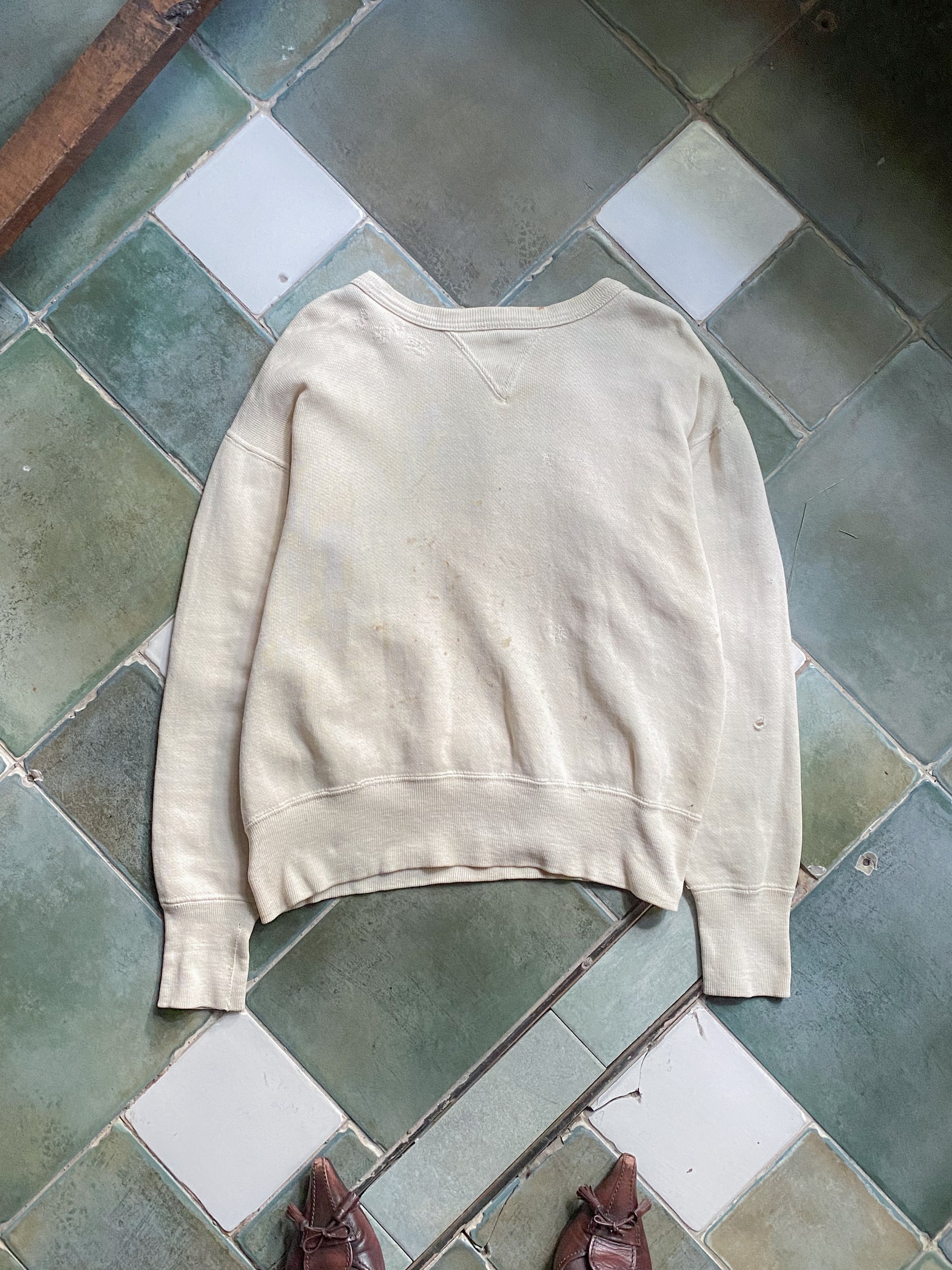 1940's Oneita Double-V Sweatshirt / 1940's Oneita Double-V Sweatshirt