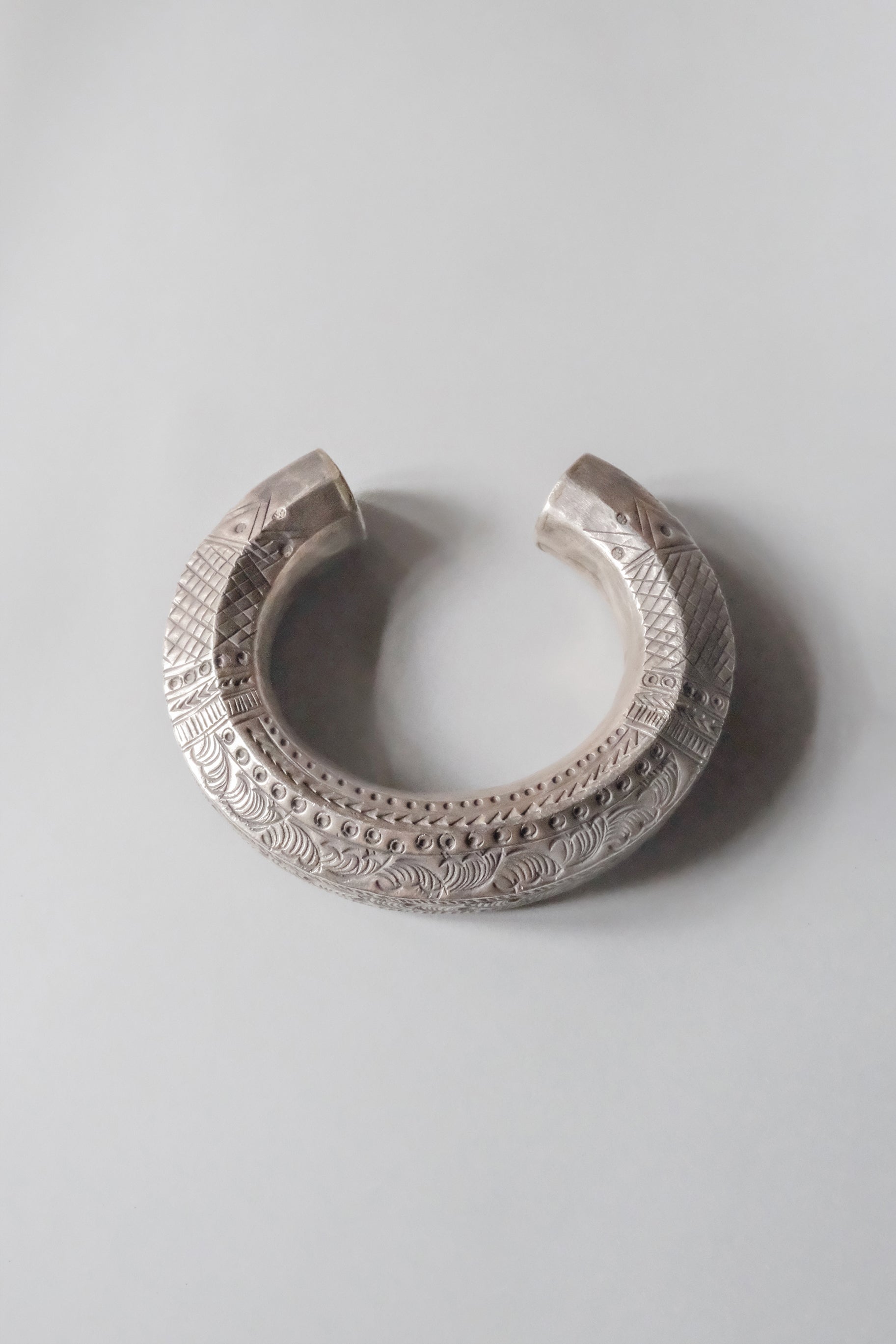 Ethnic Handcrafted Silver Cuff Bracelet Ⅳ