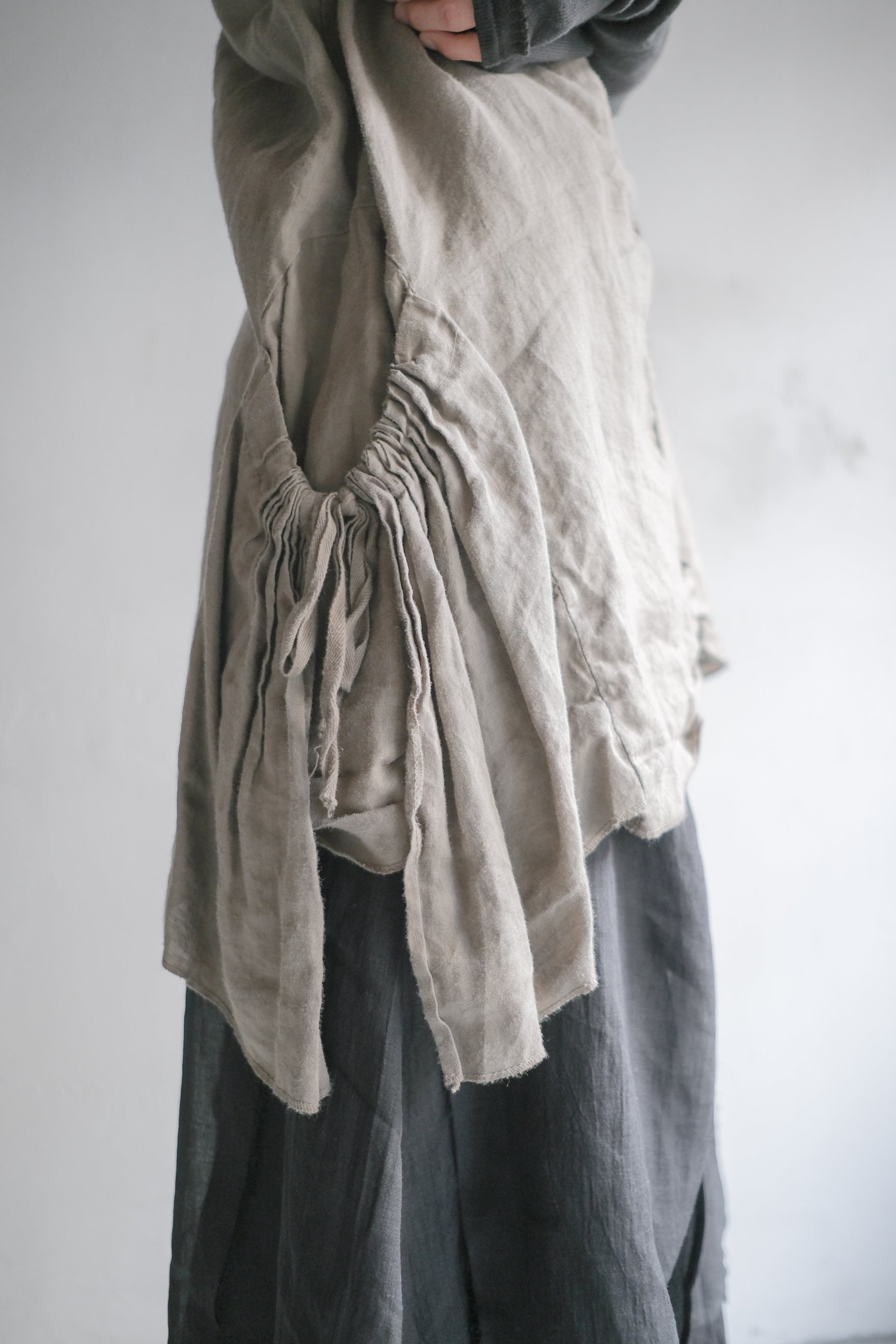 Italian Linen Sleeveless Top / 義大利麻質無袖上衣