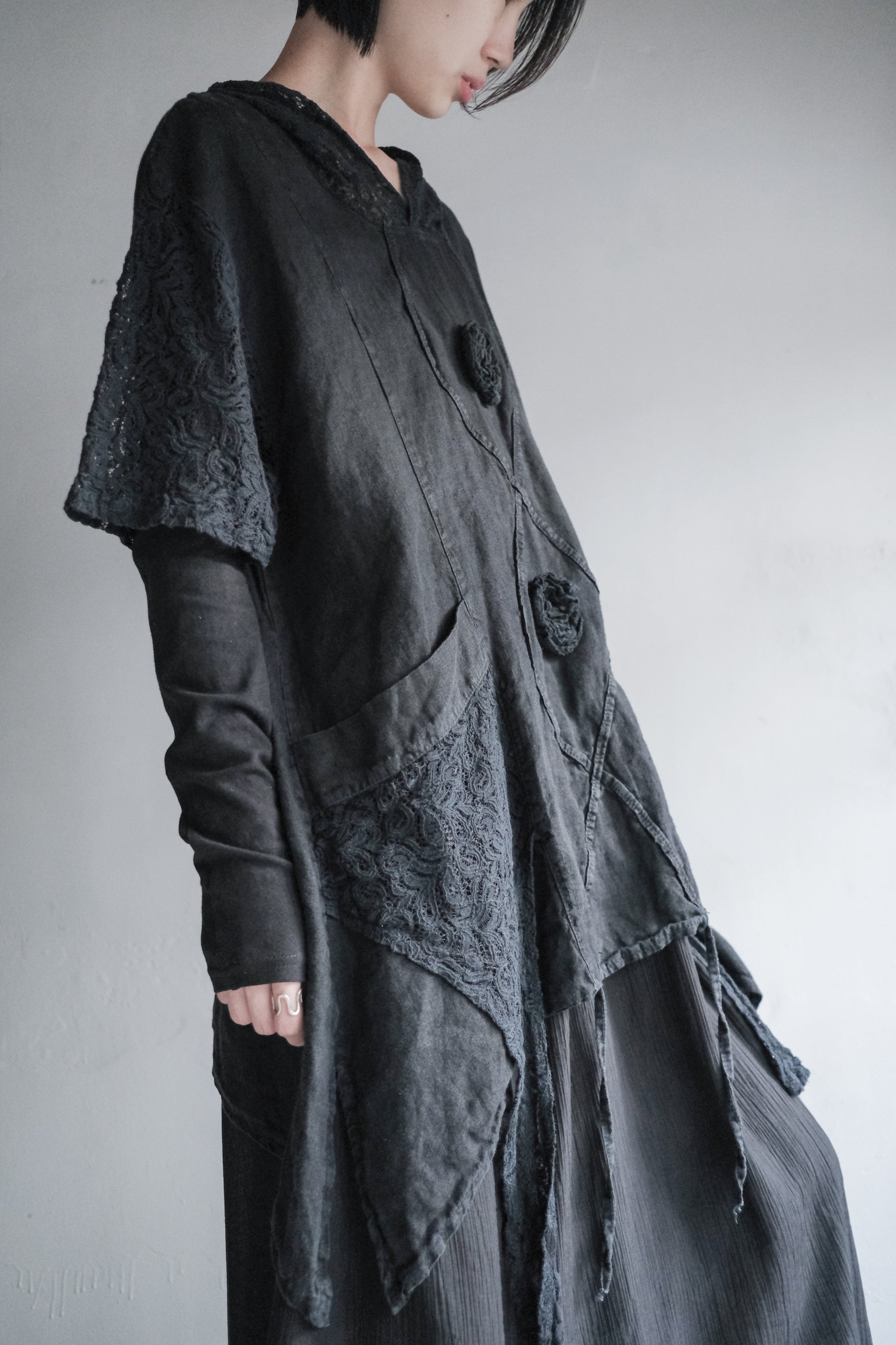 Italian Brand Lace and Linen Top / 義大利蕾絲麻質上衣