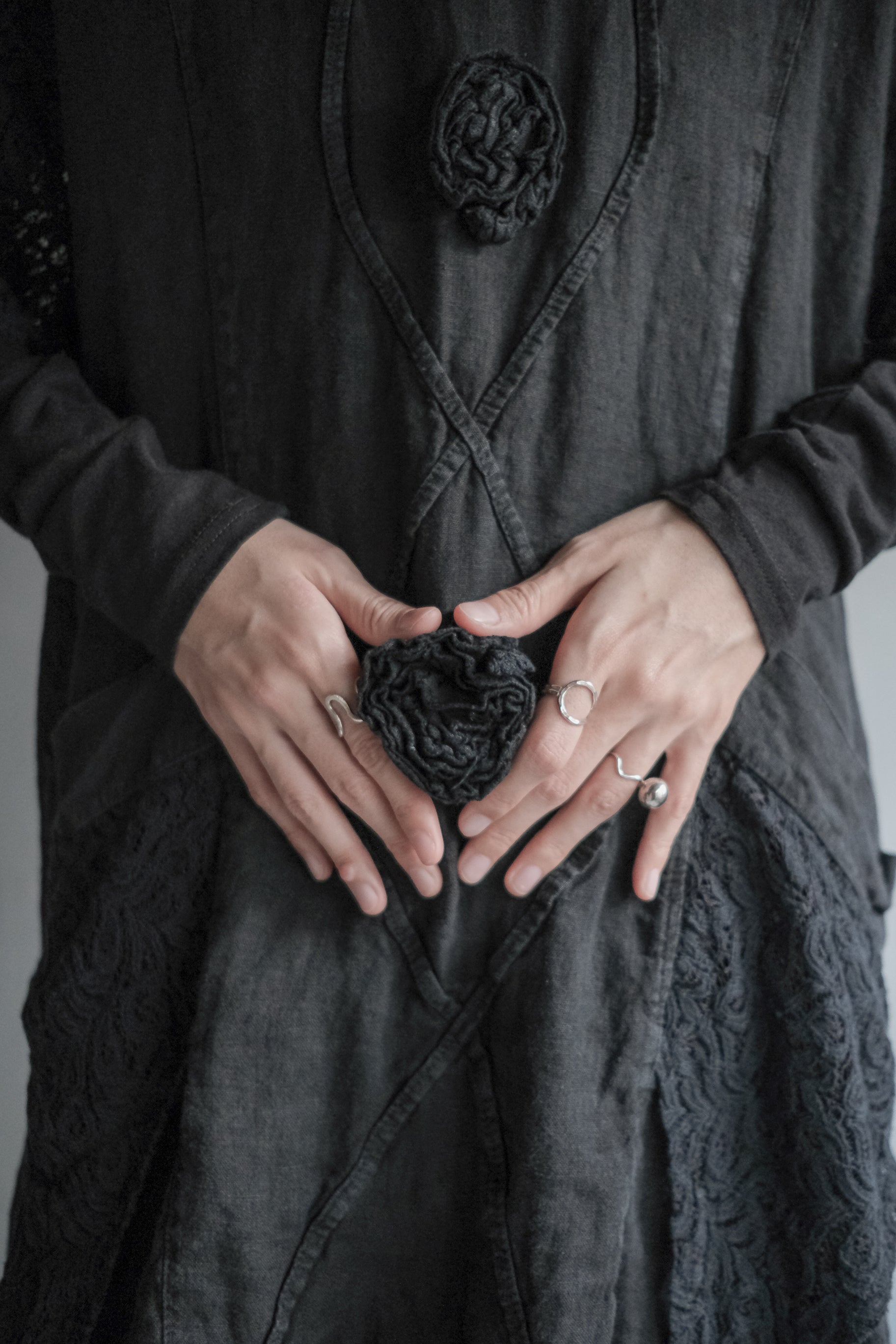 Italian Brand Lace and Linen Top / 義大利蕾絲麻質上衣