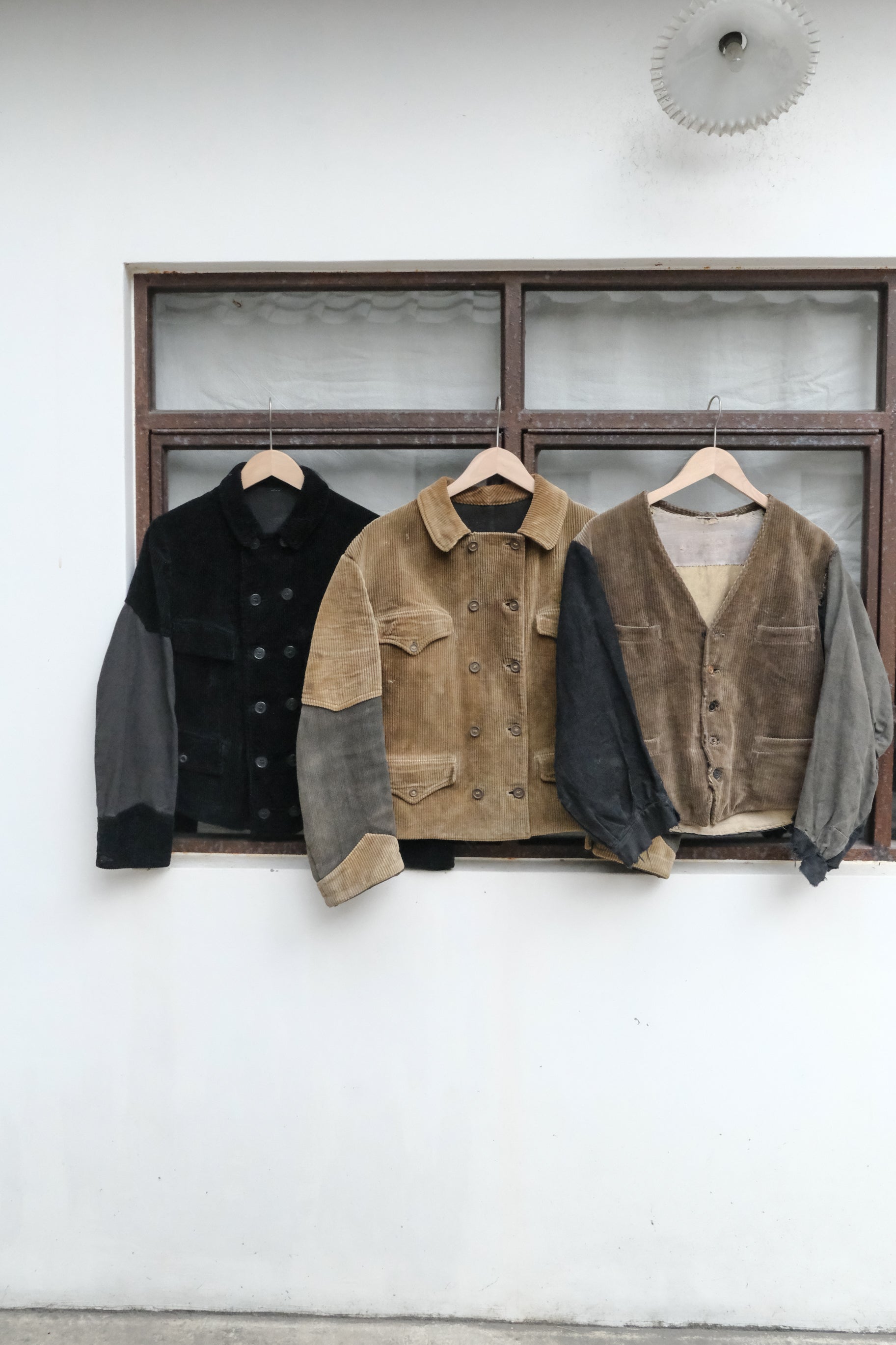 1940’s Belgian Black 6 Buttons Double Breasted Work Jacket / 比利時古著墨黑六扣雙排扣工作外套