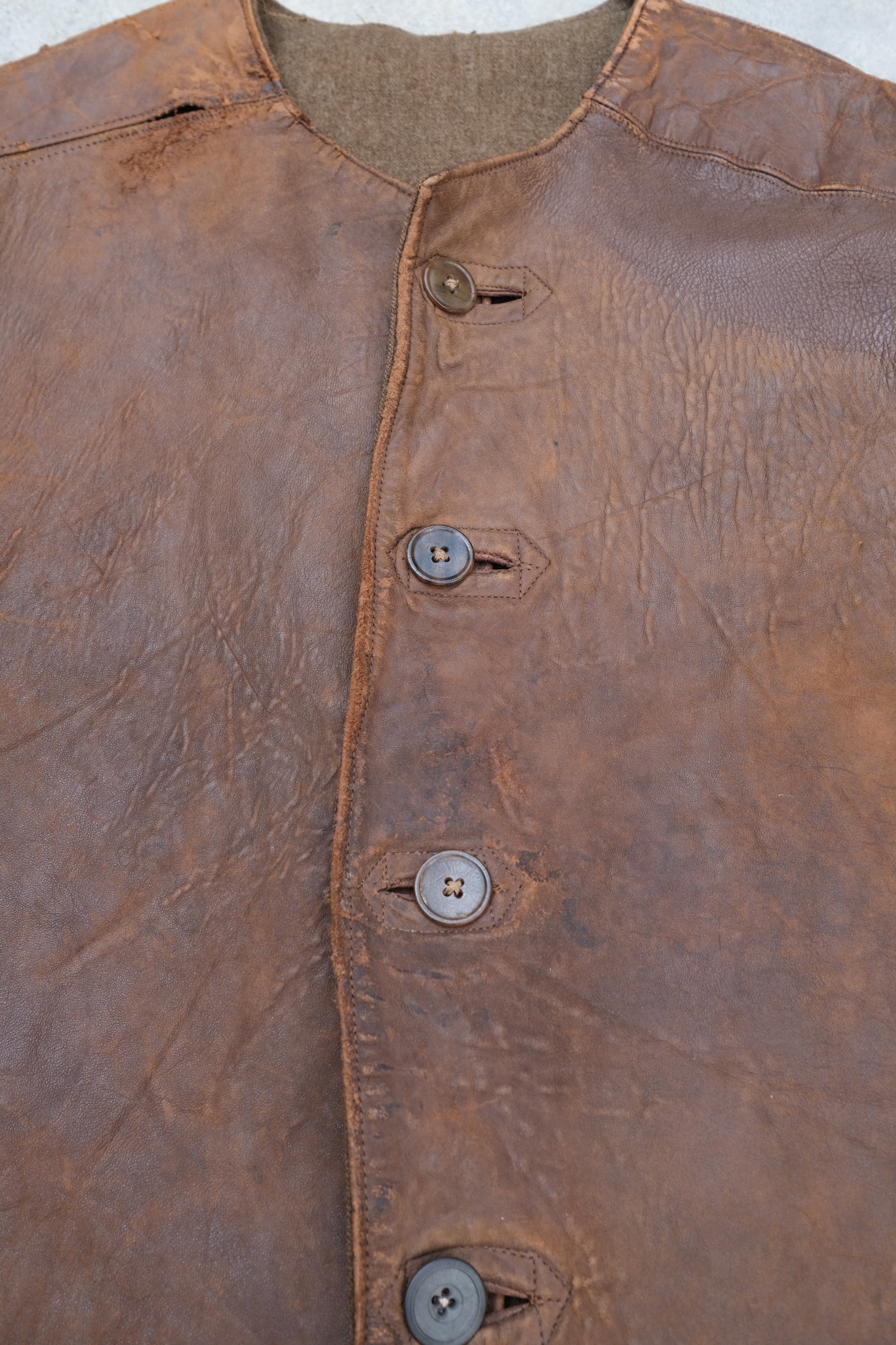 1940-1950’s Belgian Army Jerkin Leather Vest / 比利時軍用皮質背心