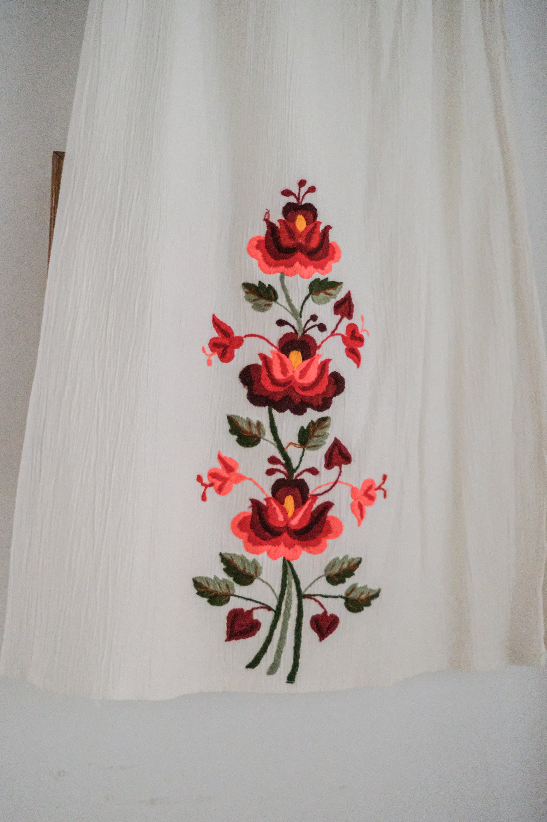 Mexican Embroidered Dress / 墨西哥無袖刺繡洋裝