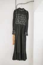 1970's "Ellen Tracy" Polka Dot Ruffled Maxi Dress / 波點荷葉邊長裙
