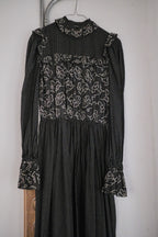 1970's "Ellen Tracy" Polka Dot Ruffled Maxi Dress / 波點荷葉邊長裙