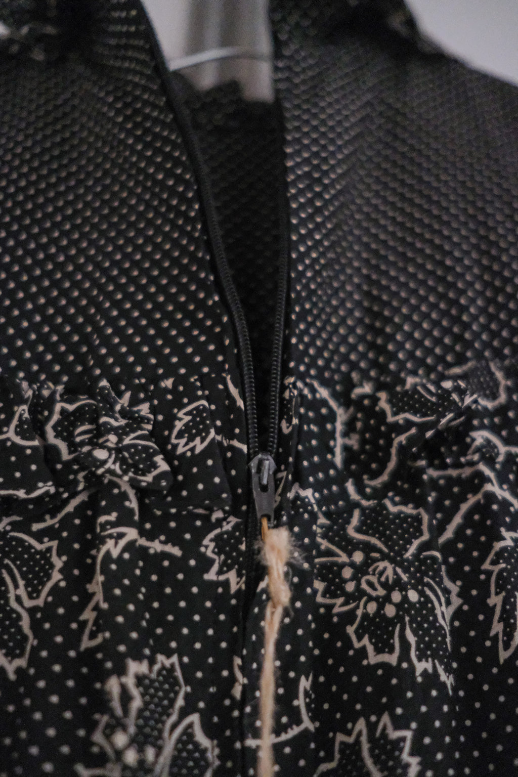 1970's "Ellen Tracy" Polka Dot Ruffled Maxi Dress / 波點荷葉邊長裙