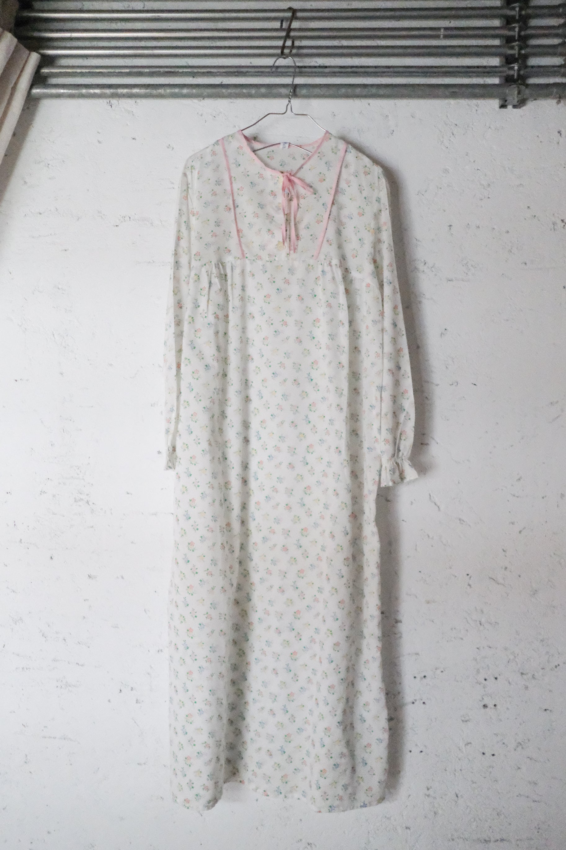 Vintage Mexican Oaxana Embroidered Dress