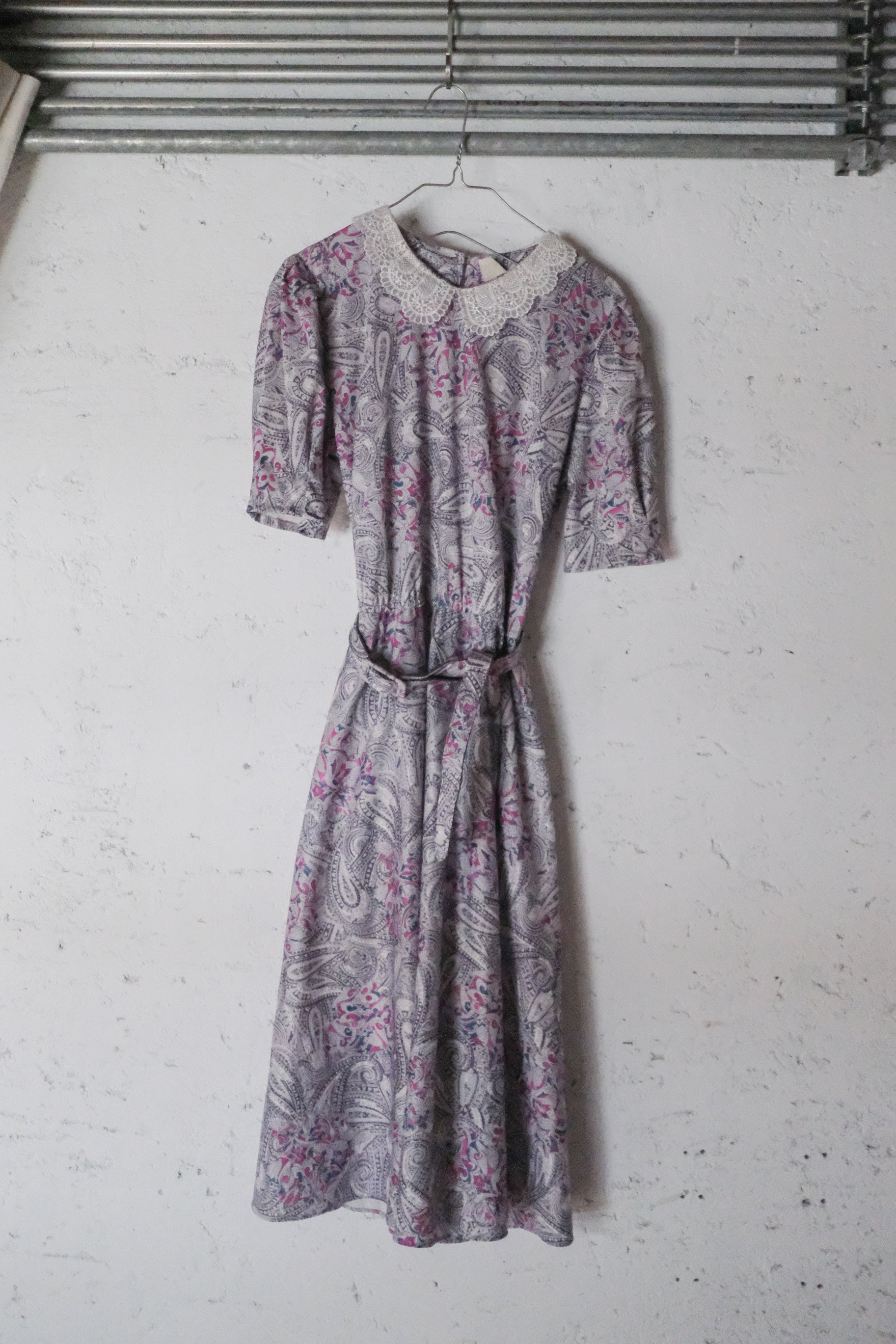 Vintage Floral Dress / 蕾絲領碎花洋裝