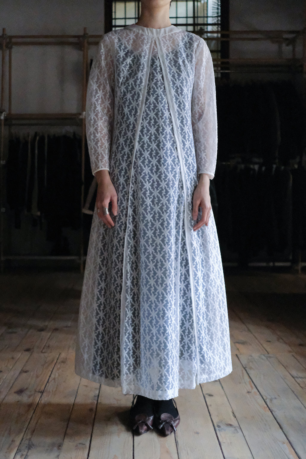 Vintage Floral Jacquard Dress / 透膚緹花洋娃娃裙