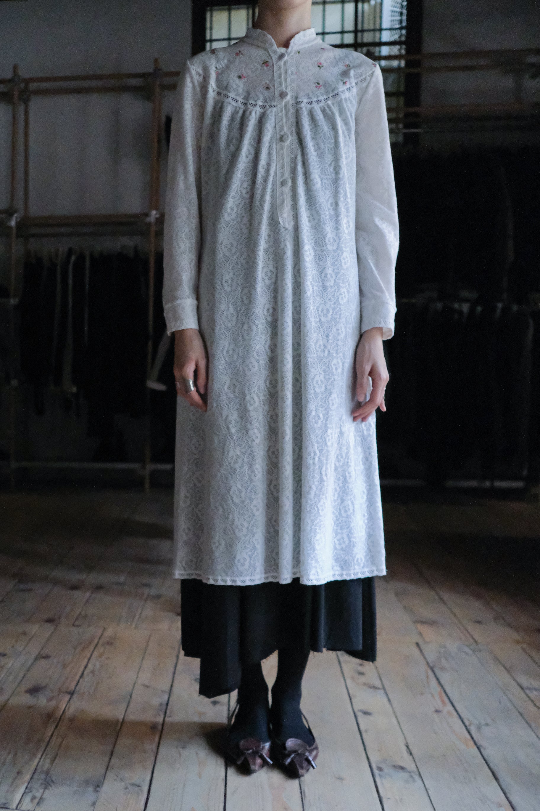 Vintage Lace Dress / 小花蕾絲洋裝