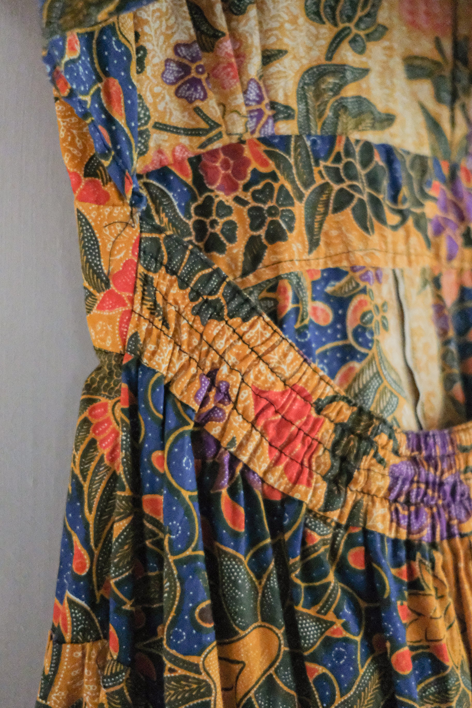 Vintage Folk Print Dress / 南洋印花蝴蝶袖洋裝