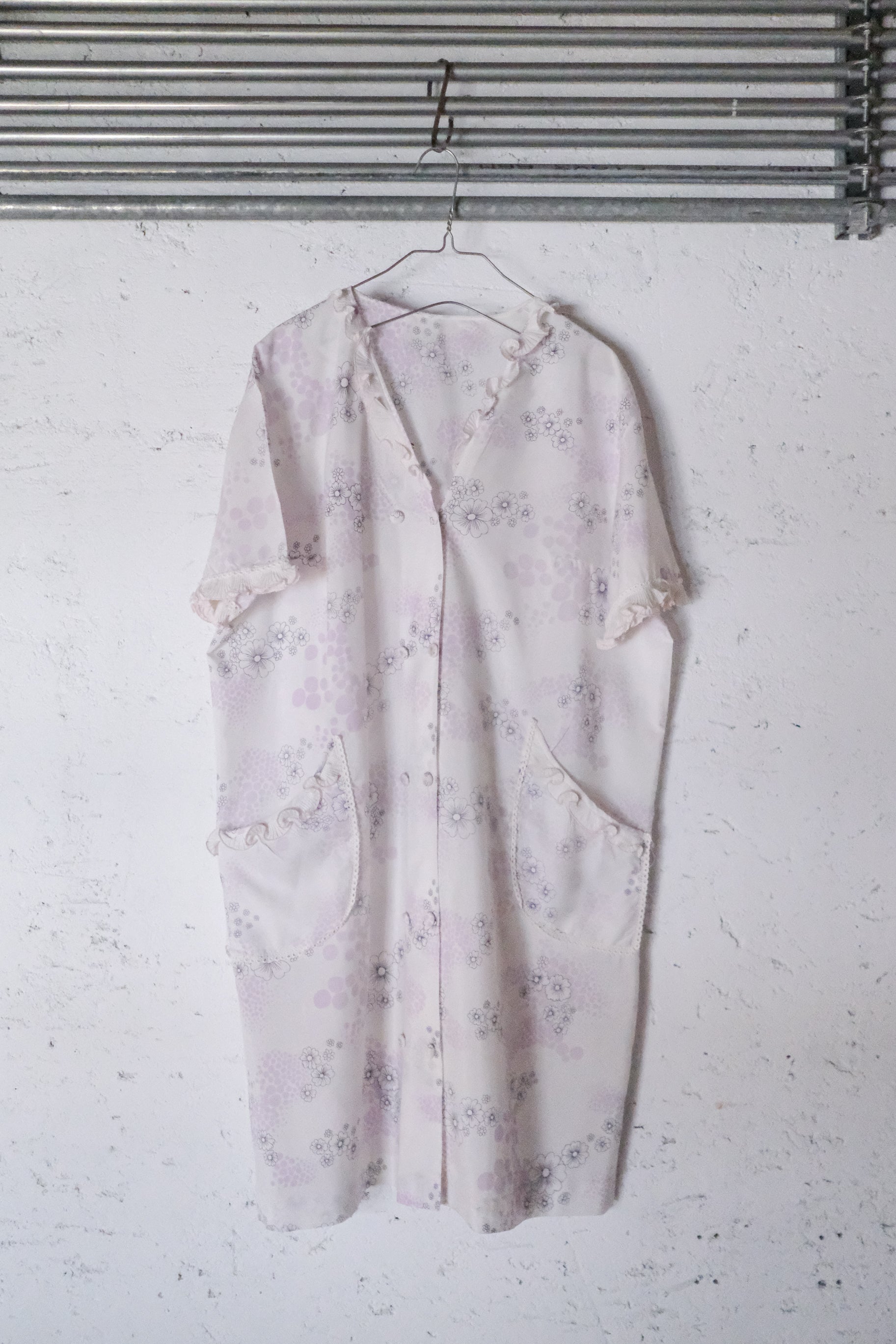 Vintage Night Dress / 碎花透膚V領洋裝