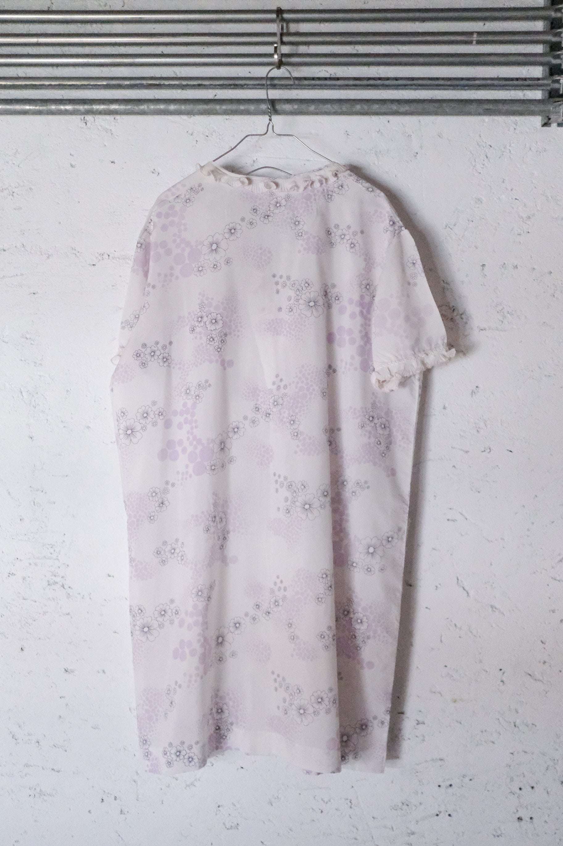 Vintage Night Dress / 碎花透膚V領洋裝