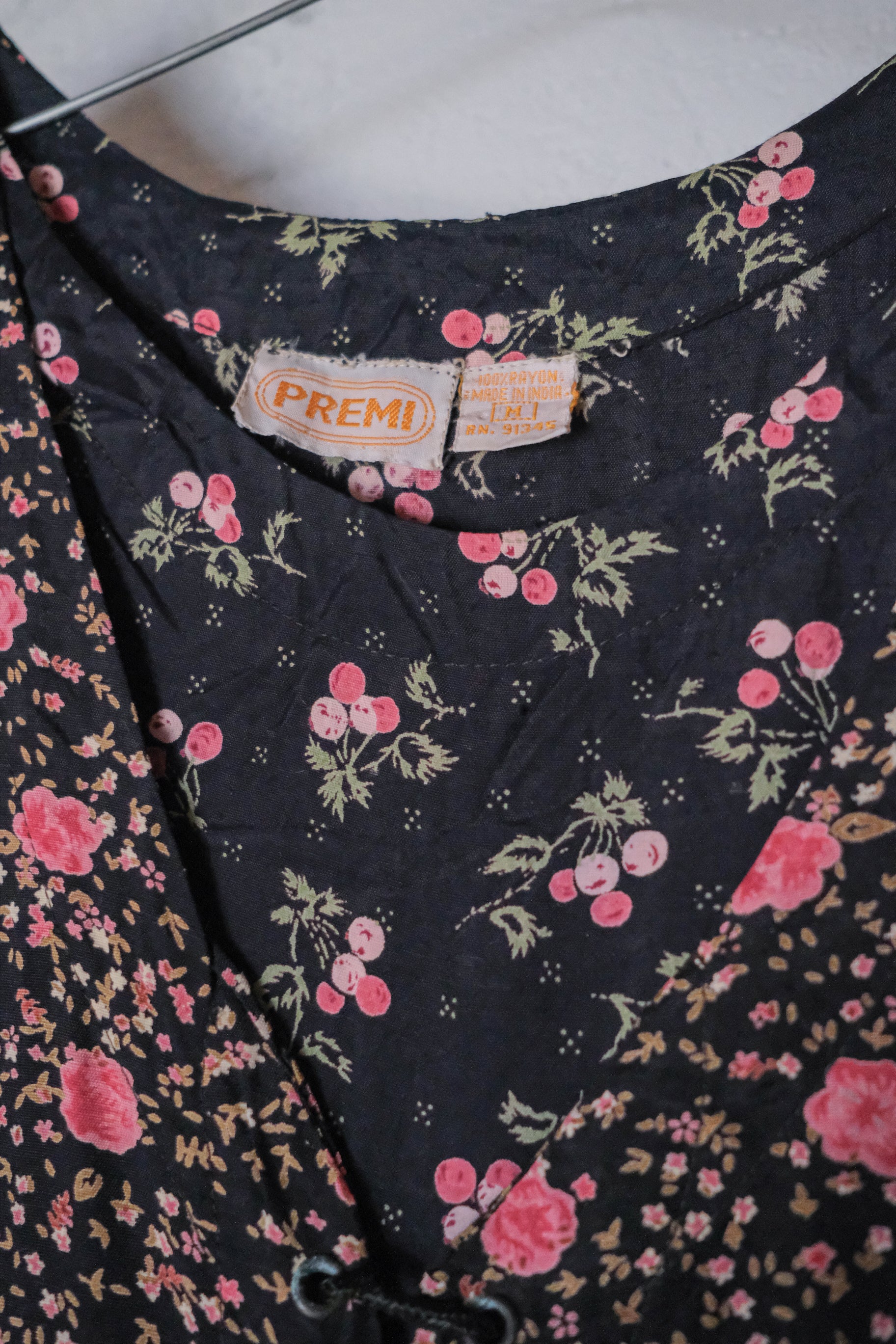 Vintage Calico Dress / 碎花綁帶洋裝
