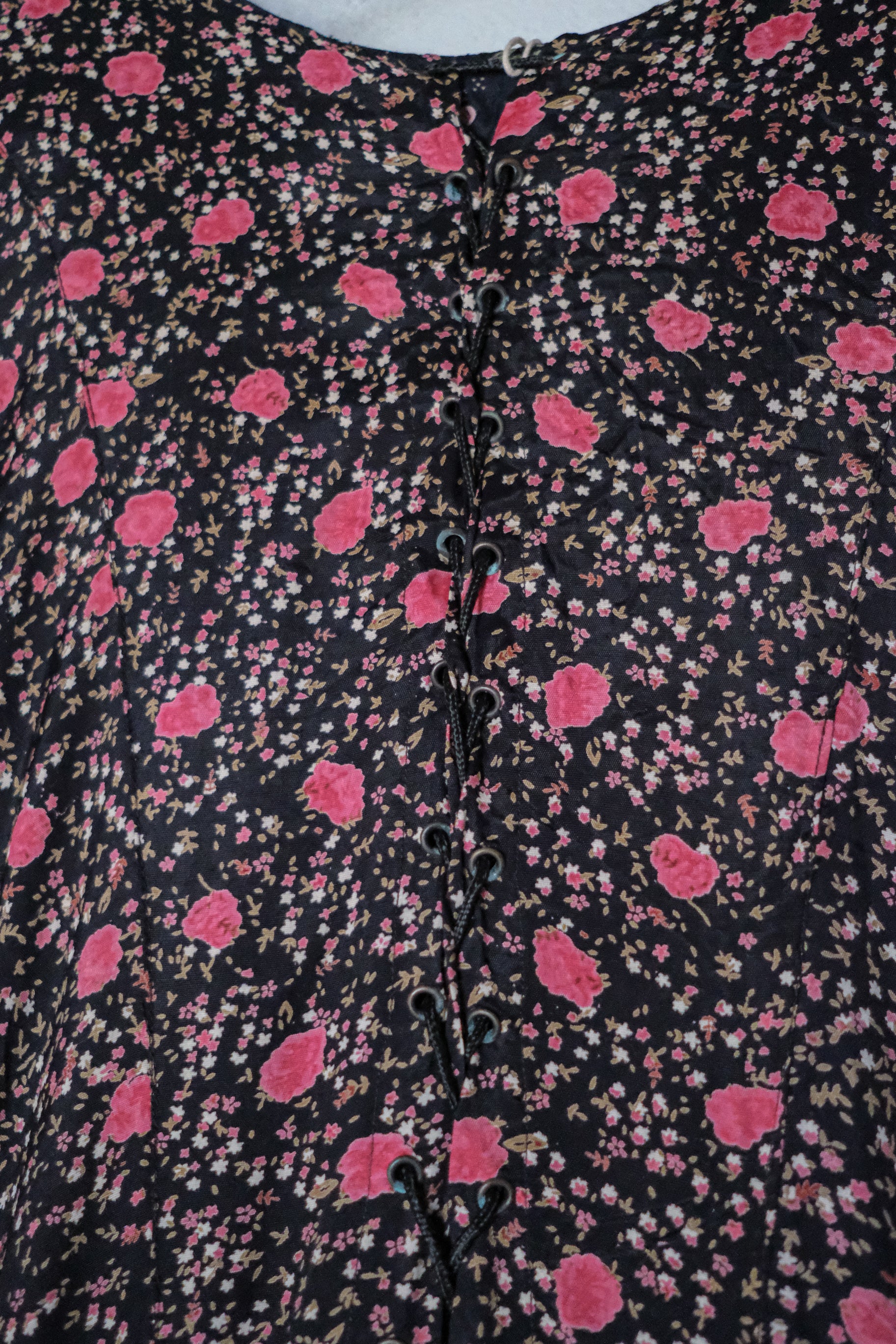 Vintage Calico Dress / 碎花綁帶洋裝