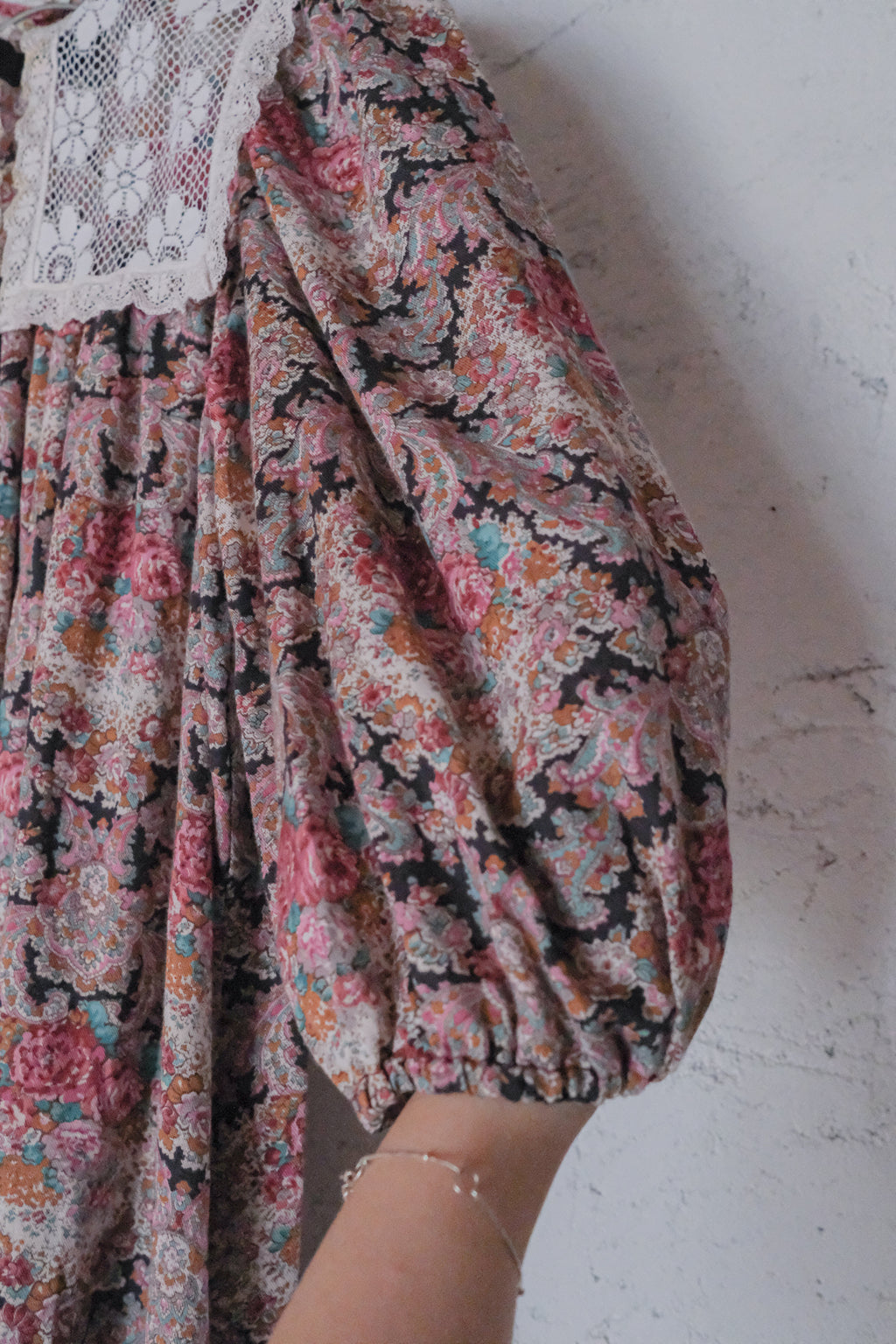 Vintage Mexican Oaxana Embroidered Dress