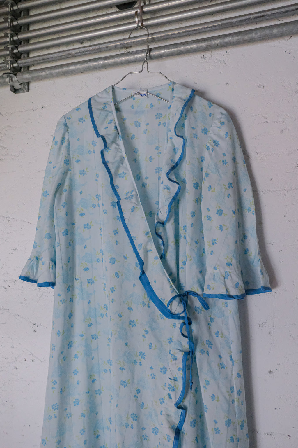 Vintage Floral Night Dress / 水波藍荷葉邊透膚開襟睡衣洋裝