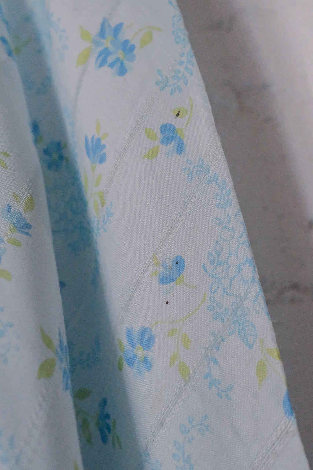 Vintage Floral Night Dress / 水波藍荷葉邊透膚開襟睡衣洋裝