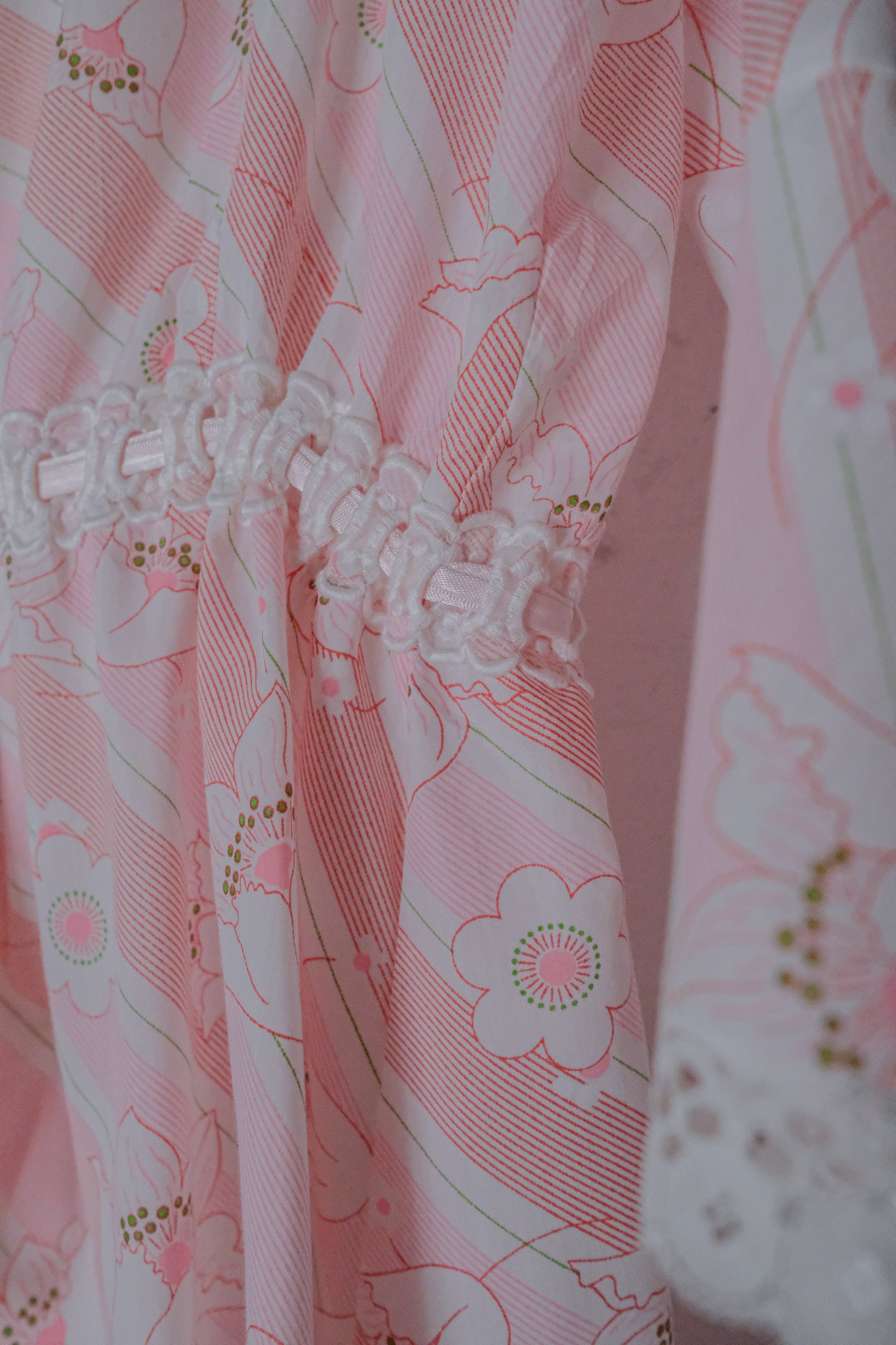 Vintage Floral Sheer Night Dress / 白木蘭蕾絲開襟睡衣洋裝