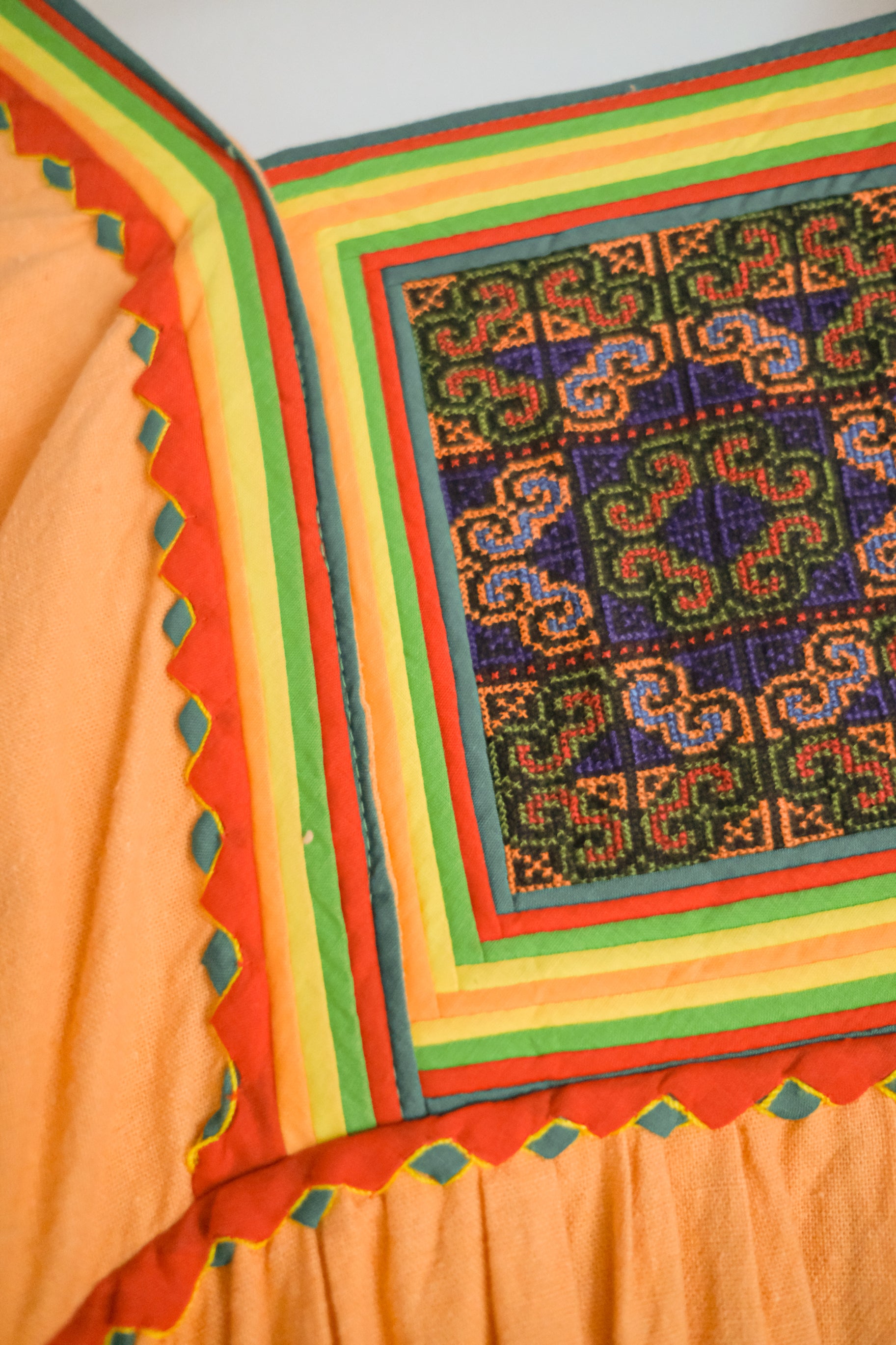 1970's "Hmong" Tribe Folk Dress Hippie Style / 古著嬉皮風洋裝