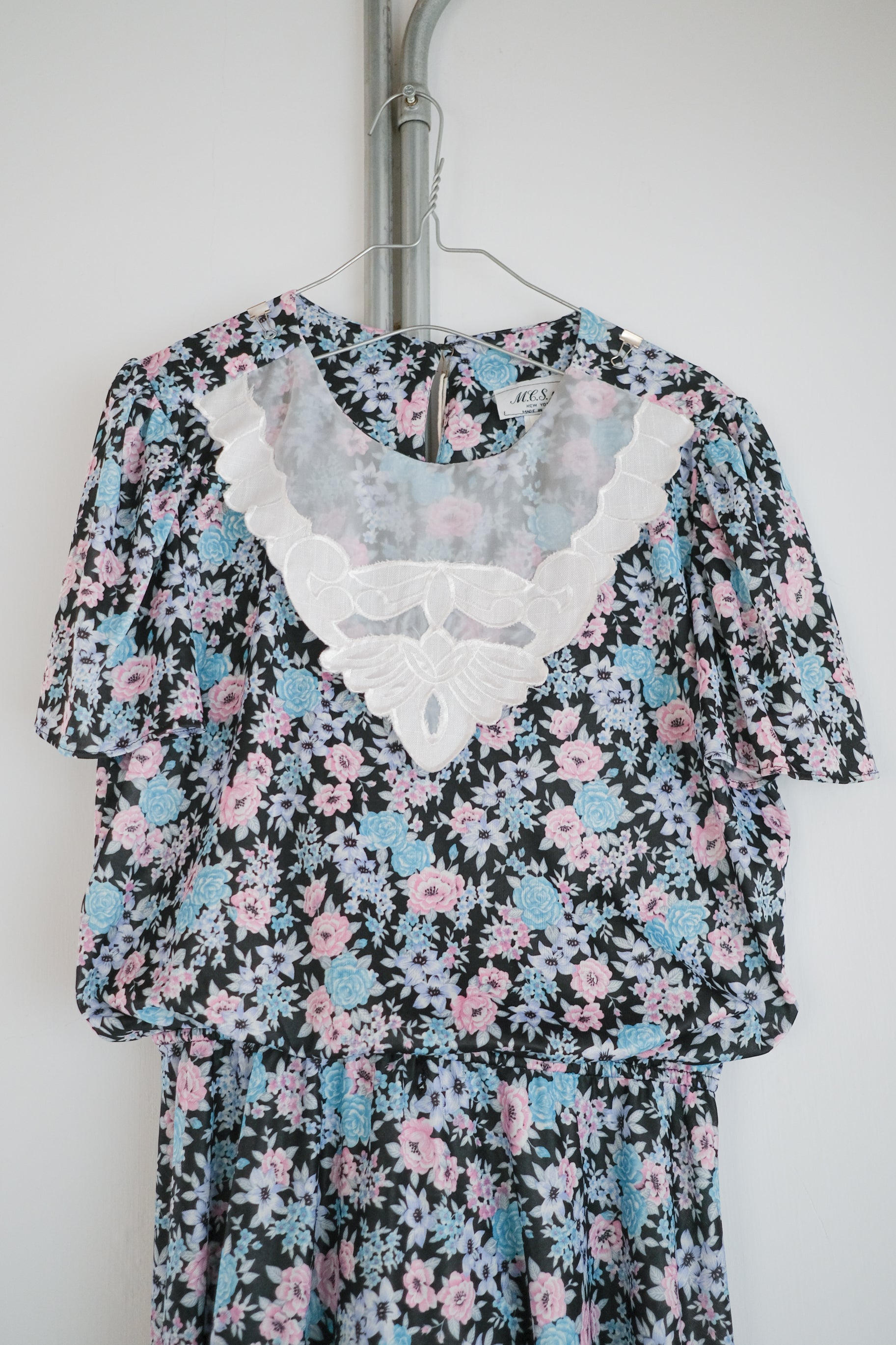 1980's Floral Print Lace Collar Dress / 古著印花蕾絲領洋裝
