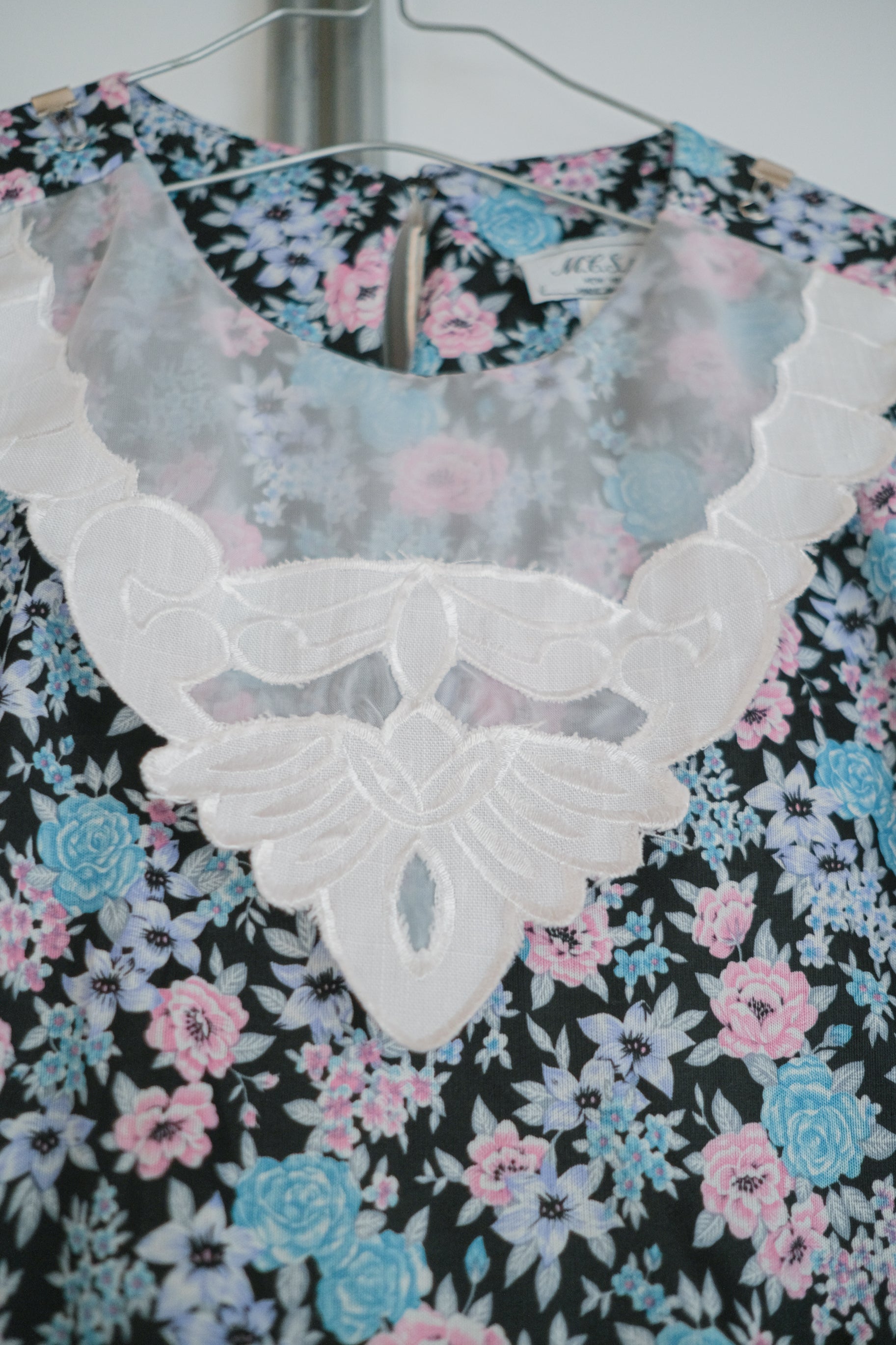 1980's Floral Print Lace Collar Dress / 古著印花蕾絲領洋裝