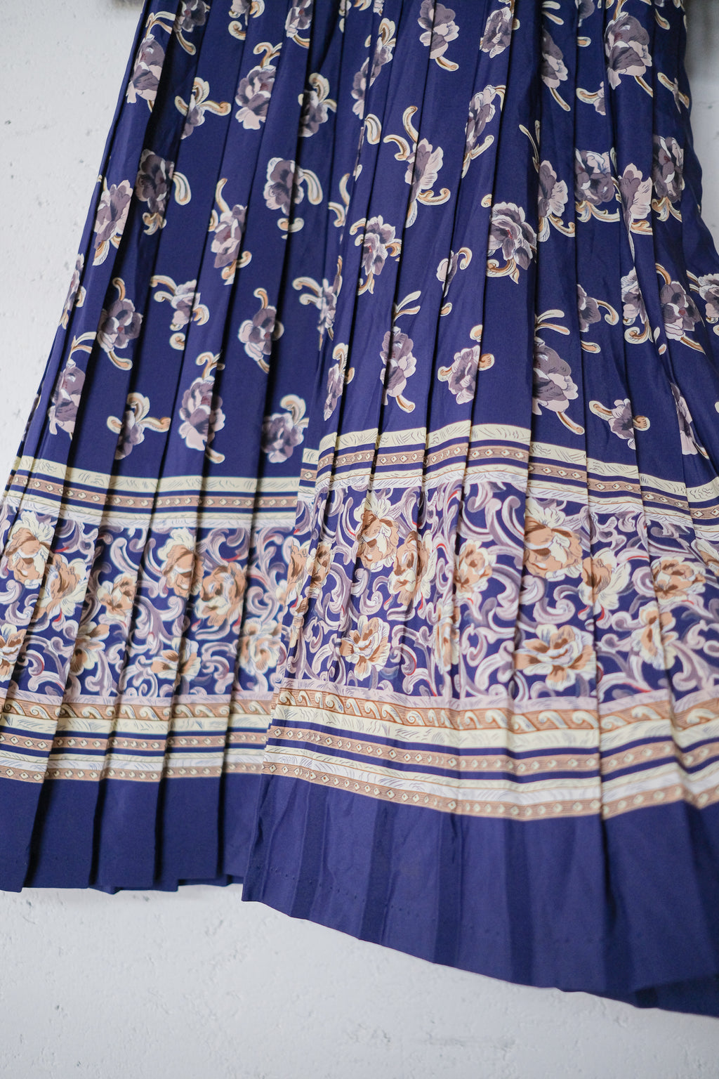 Vintage Floral Lace Collar Dress / 蕾絲領印花百摺洋裝